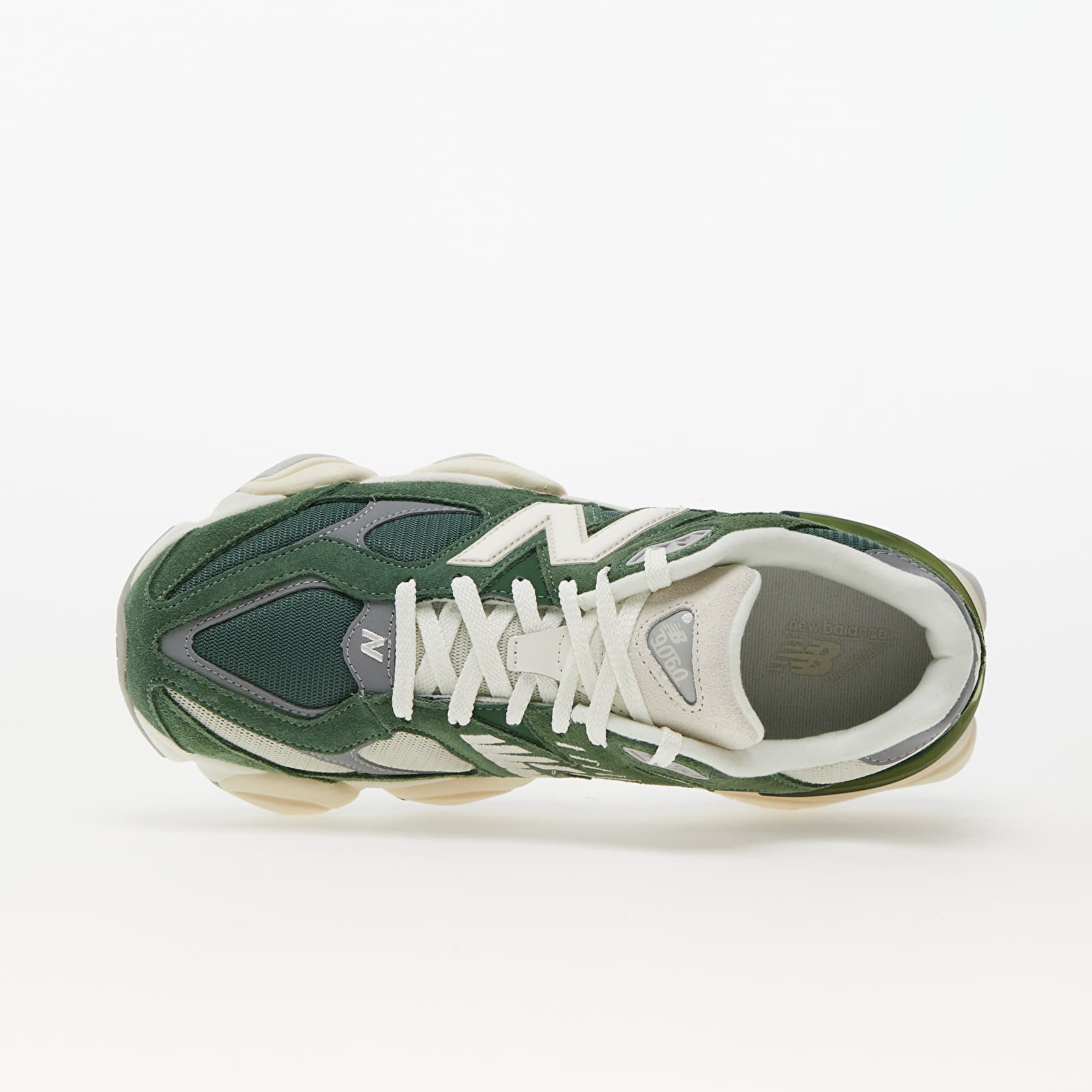 Men's sneakers and shoes New Balance 9060 Nori