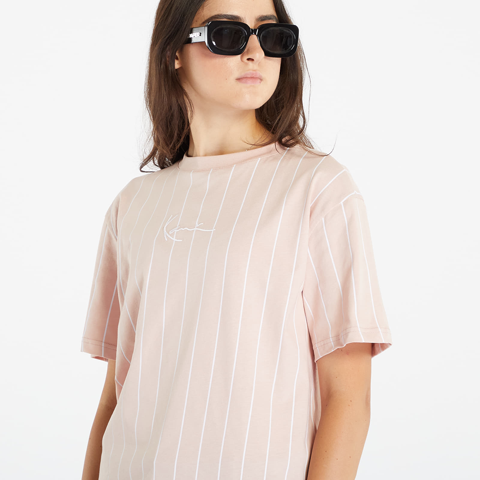 Camisetas Karl Kani Small Signature Pinstripe Os Tee Dusty Rose/ White