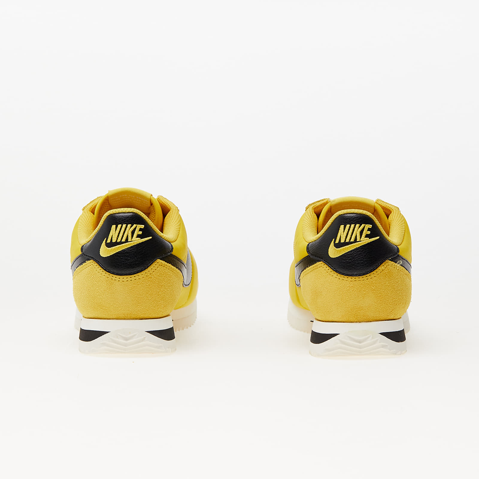 Sneakers og sko til kvinder Nike W Cortez Vivid Sulfur/ Black-Sail-White