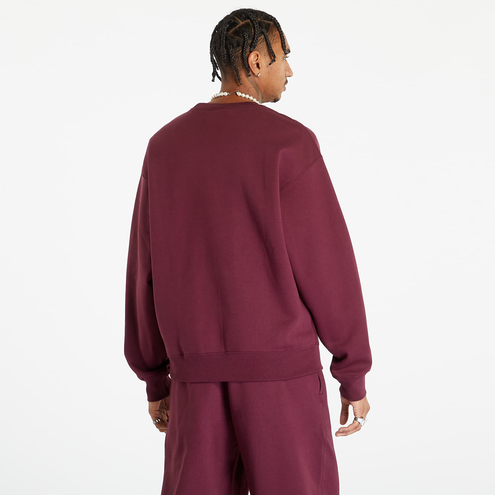 Maroon nike discount crewneck