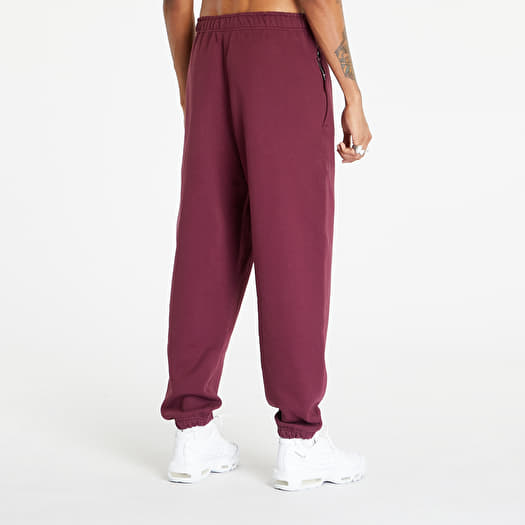 Maroon discount nike sweatpants