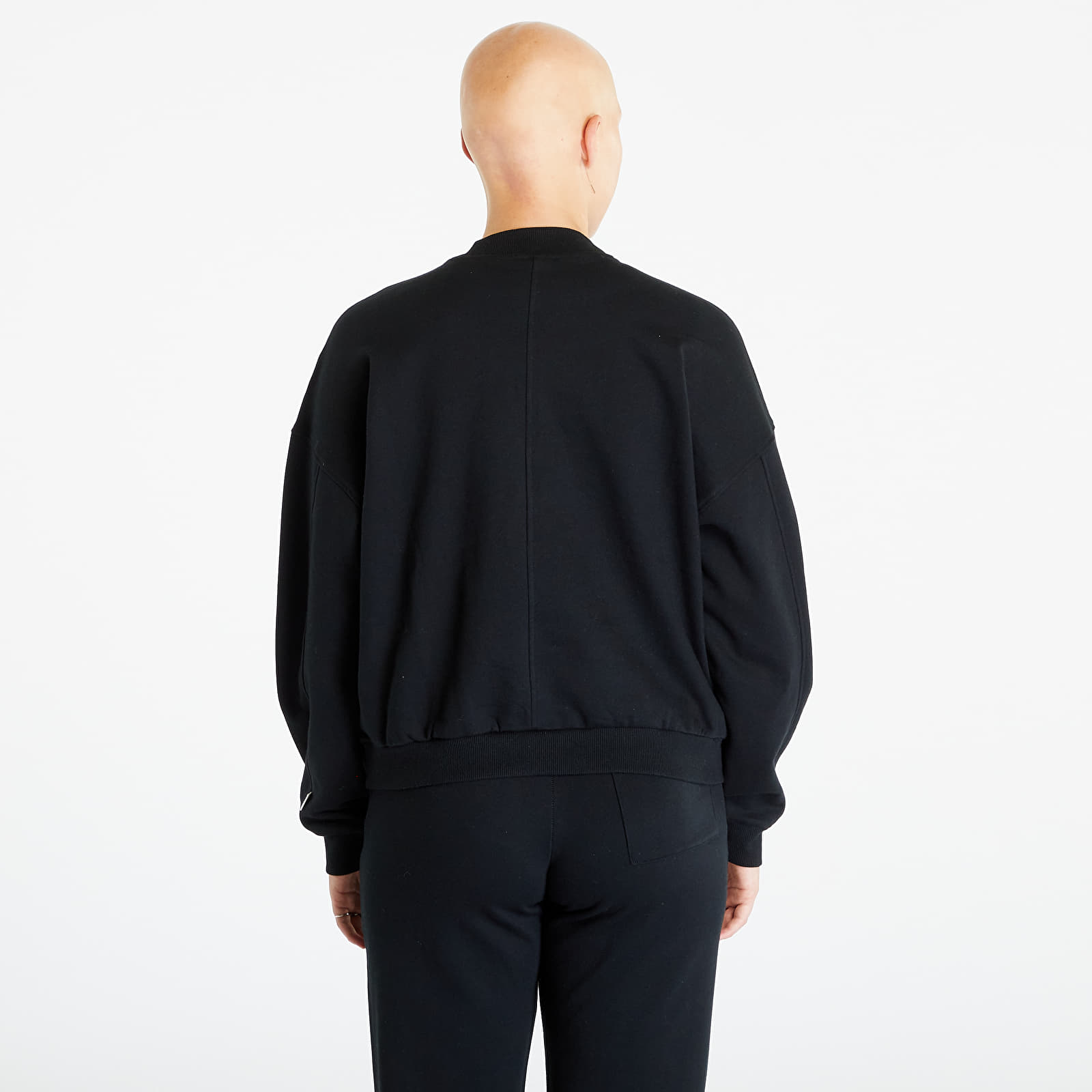 Mikiny Urban Classics Ladies Oversized Organic Crewneck Black