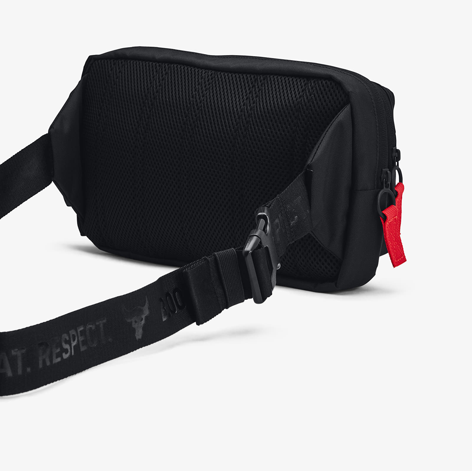 Ledvinky Under Armour Project Rock Waist Bag Black/ White