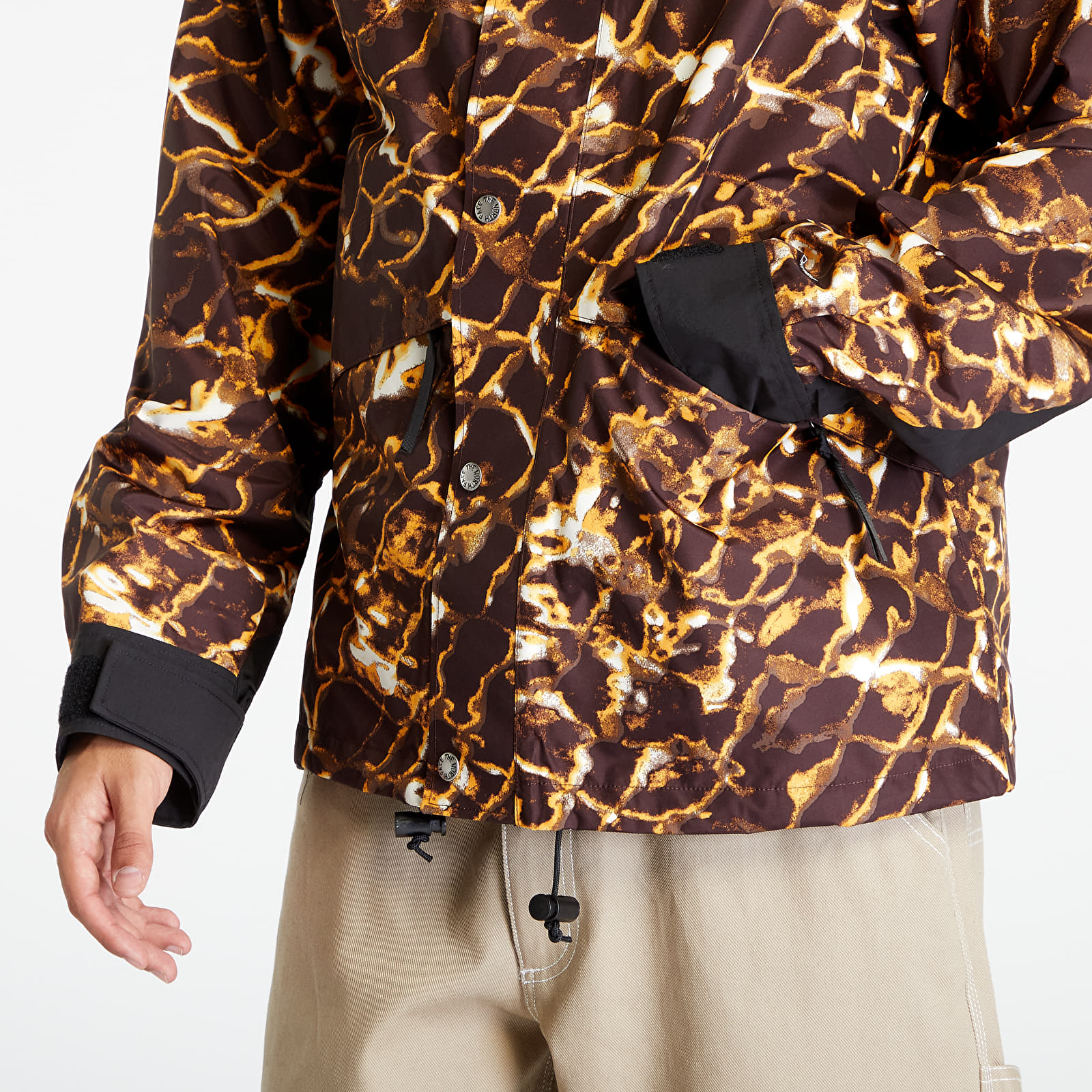 Kabátok The North Face 86 Retro Mountain Jacket Coal Brown Wtrdstp/ TNF Black