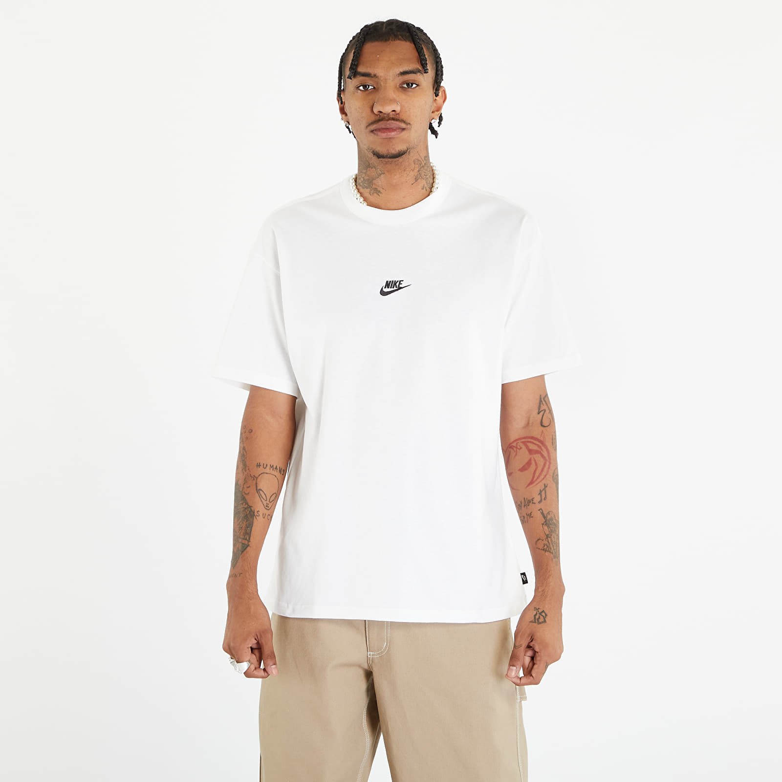 Футболки Nike Sportswear Premium Essentials White