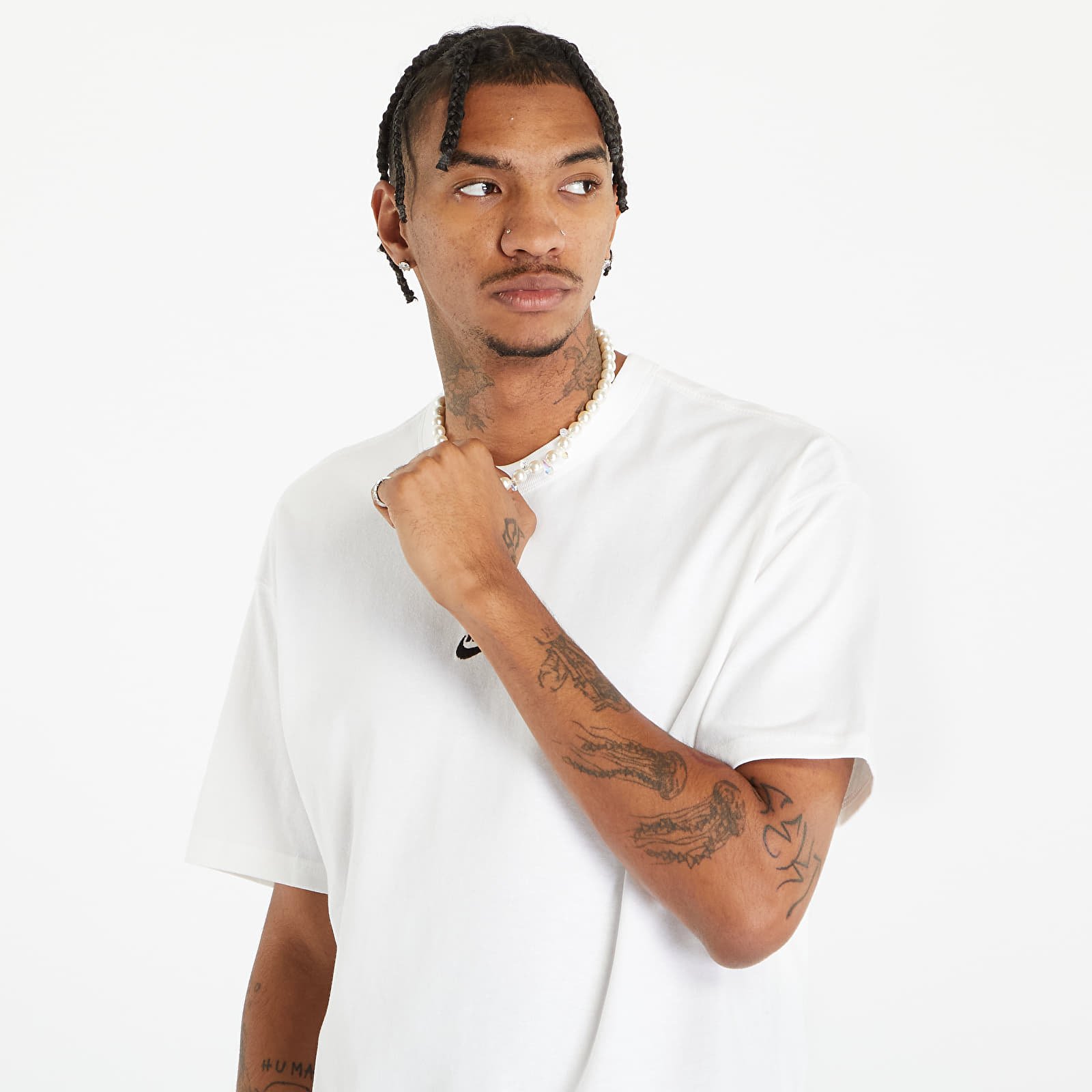 Футболки Nike Sportswear Premium Essentials White