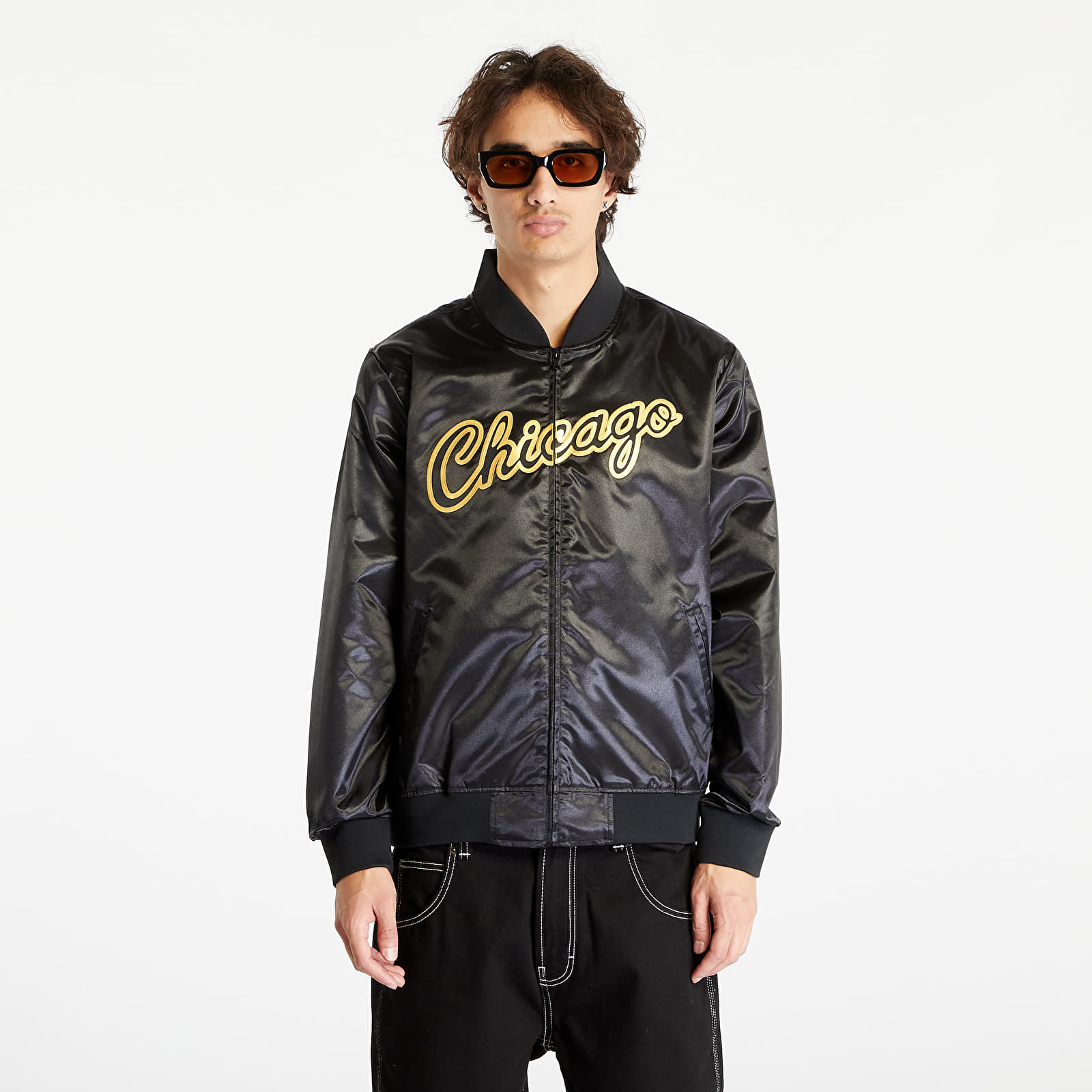 Jackets and Coats Mitchell Ness Chicago Bulls Big Face 4.0 Satin Jacket Black Queens