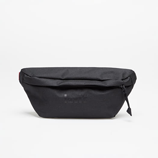 Kidney Packs Levi s Small Banana Sling Bag Black Queens