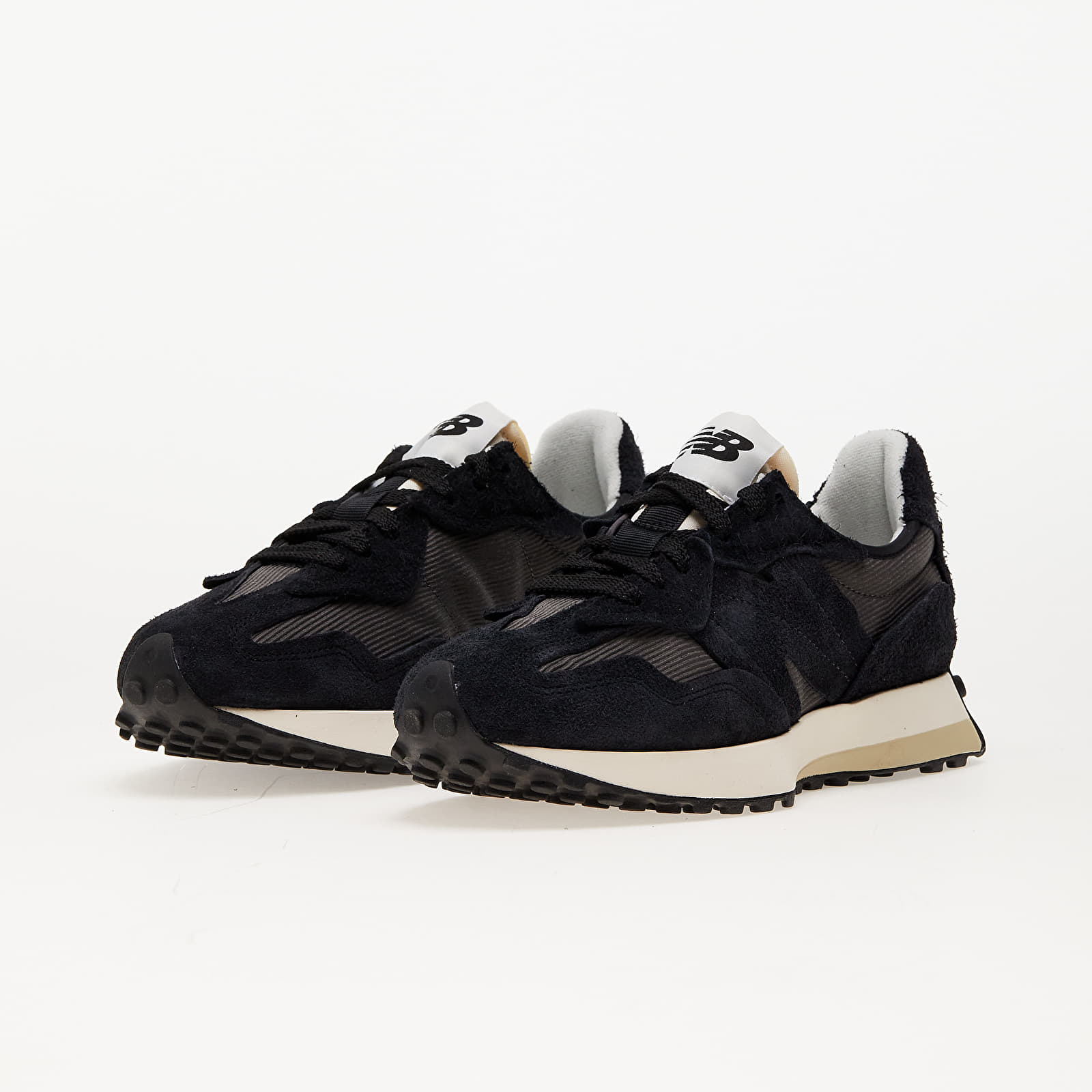 Pánske tenisky a topánky New Balance 327 Magnet