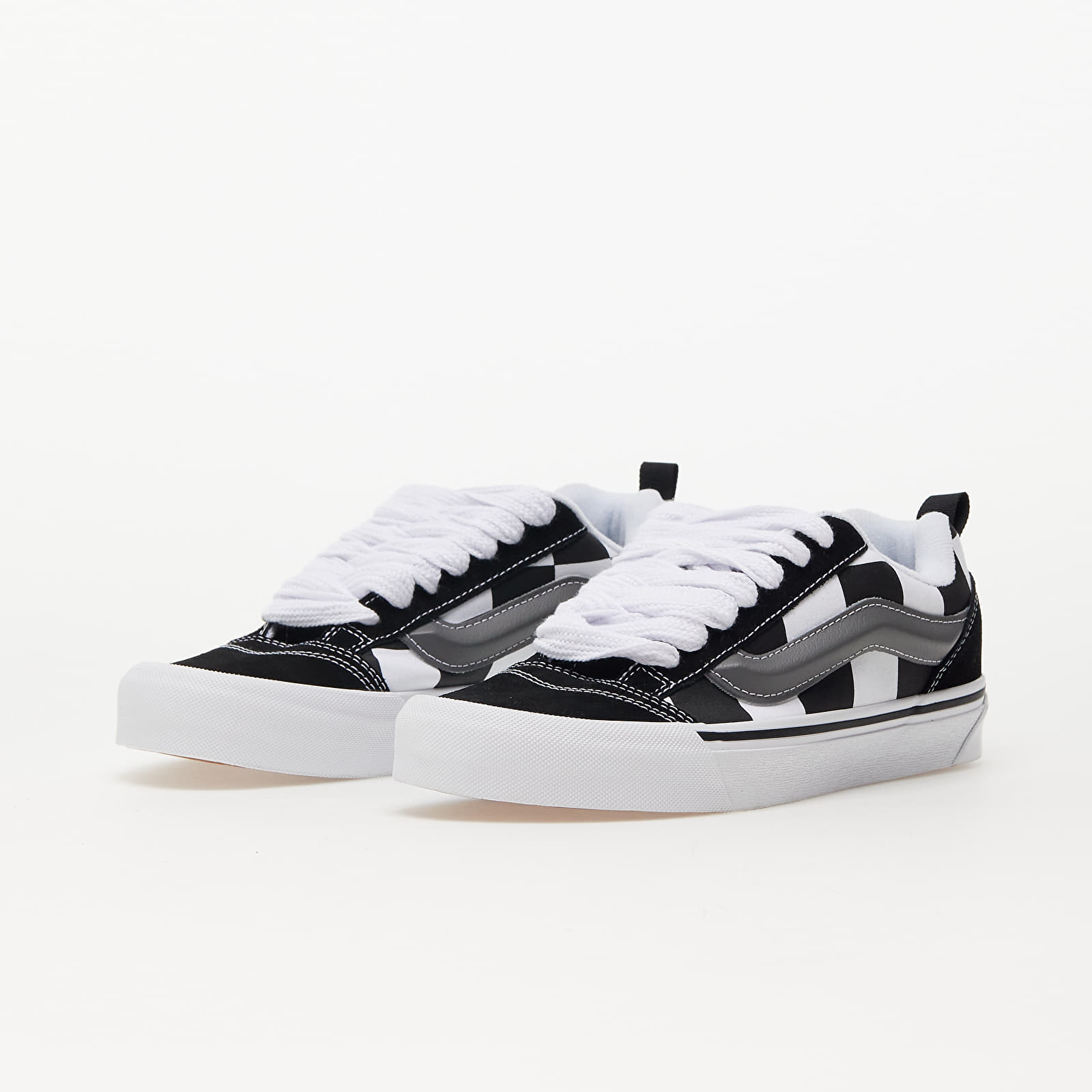 Sneakers und Schuhe für Frauen Vans Knu Skool Black