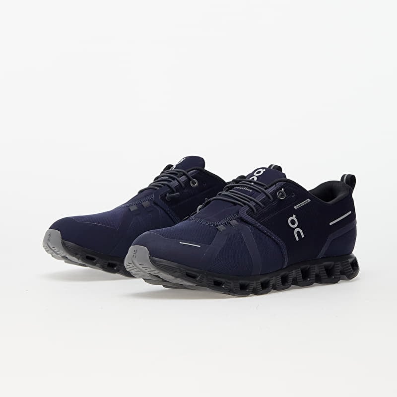 On M Cloud 5 Waterproof Midnight/ Magnet | Queens