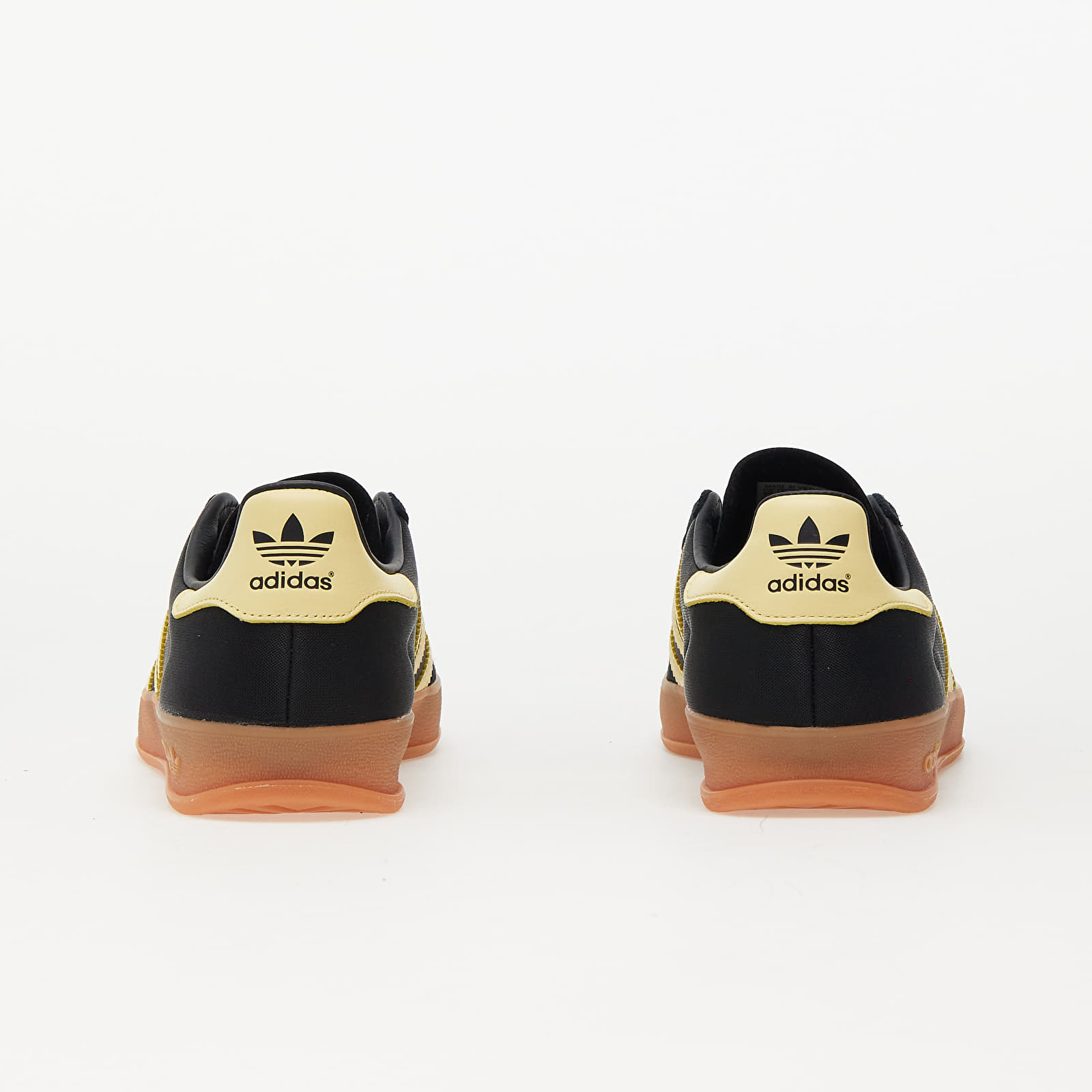 Мъжки кецове и обувки adidas Originals Gazelle Indoor Core Black/ Almost Yellow/ Gum2