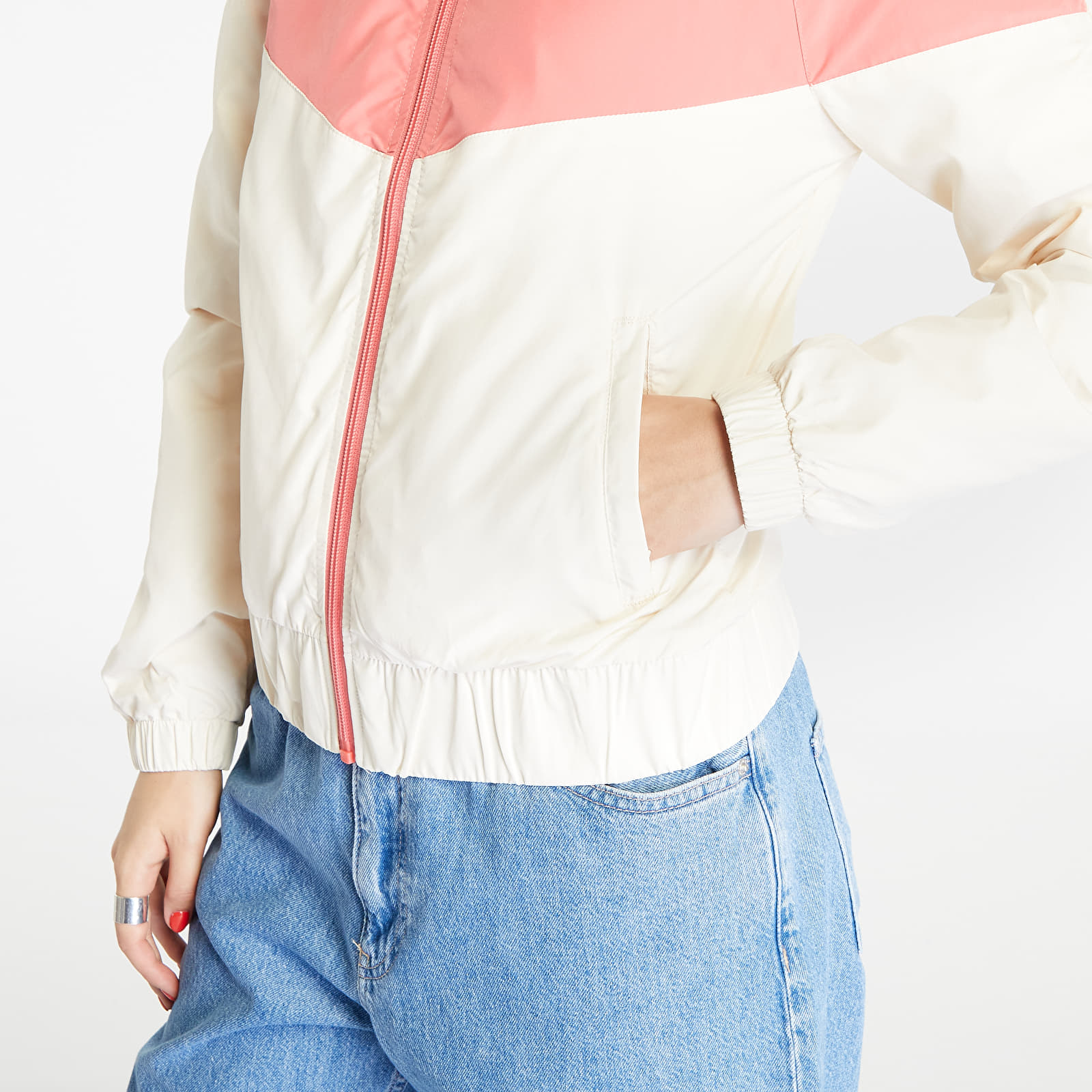 Bundy Urban Classics Ladies Arrow Windbreaker Palepink/ Whitesand