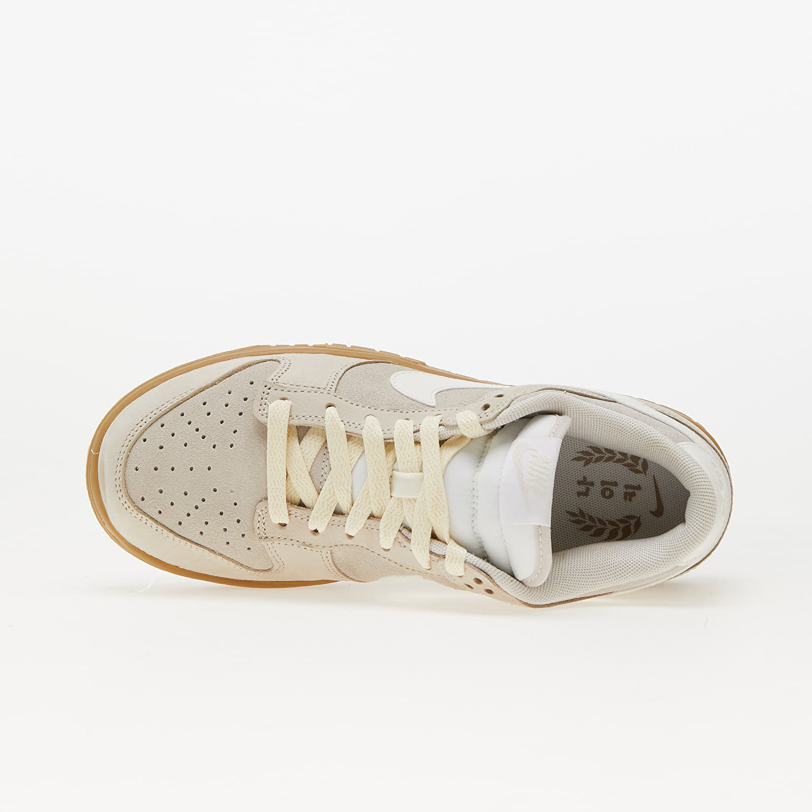 Women's sneakers and shoes Nike W Dunk Low Se "Hangul Day" Lt Orewood Brn/ Sail-Gum Light Brown