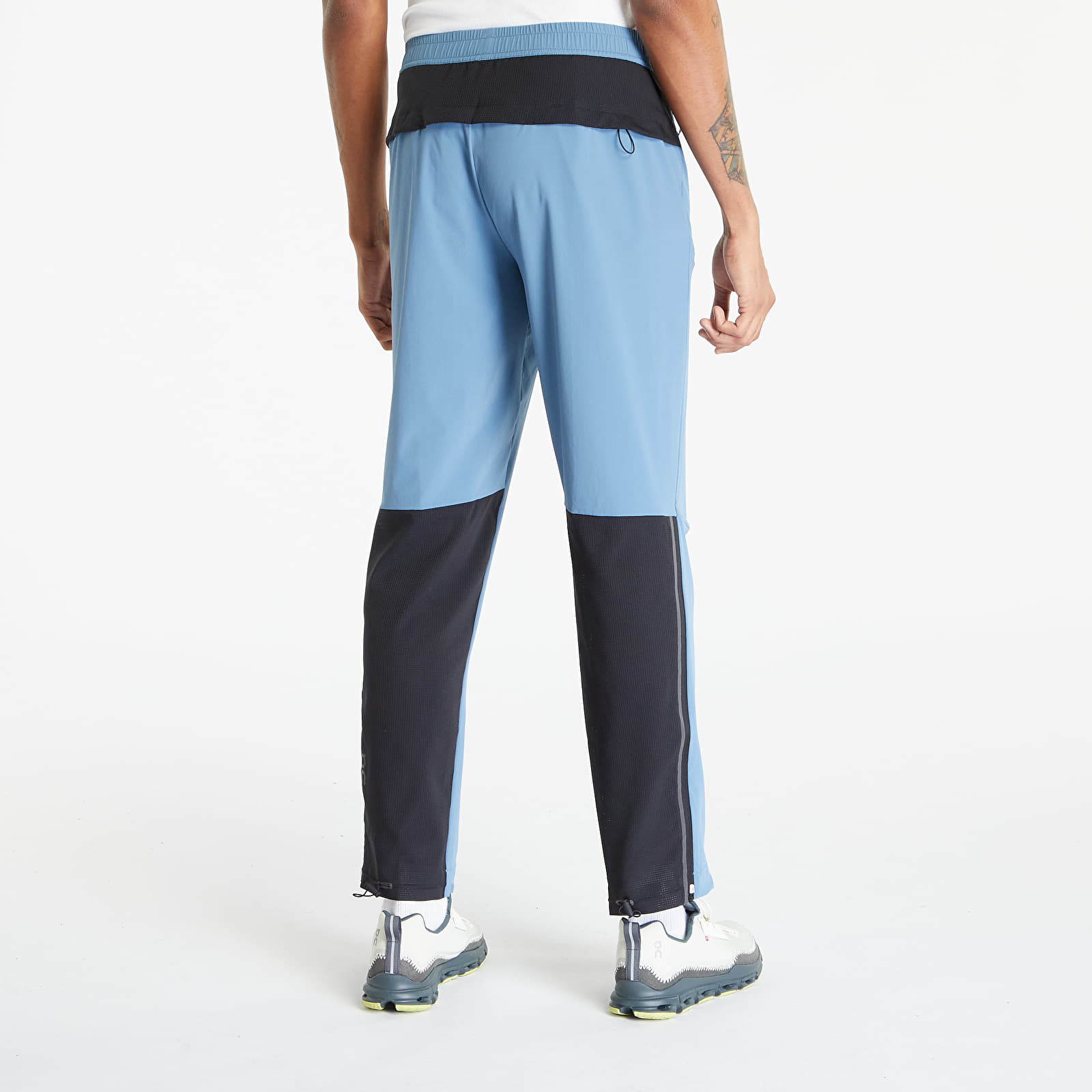 Kleidung für Männer On Track Pants Stellar/Black