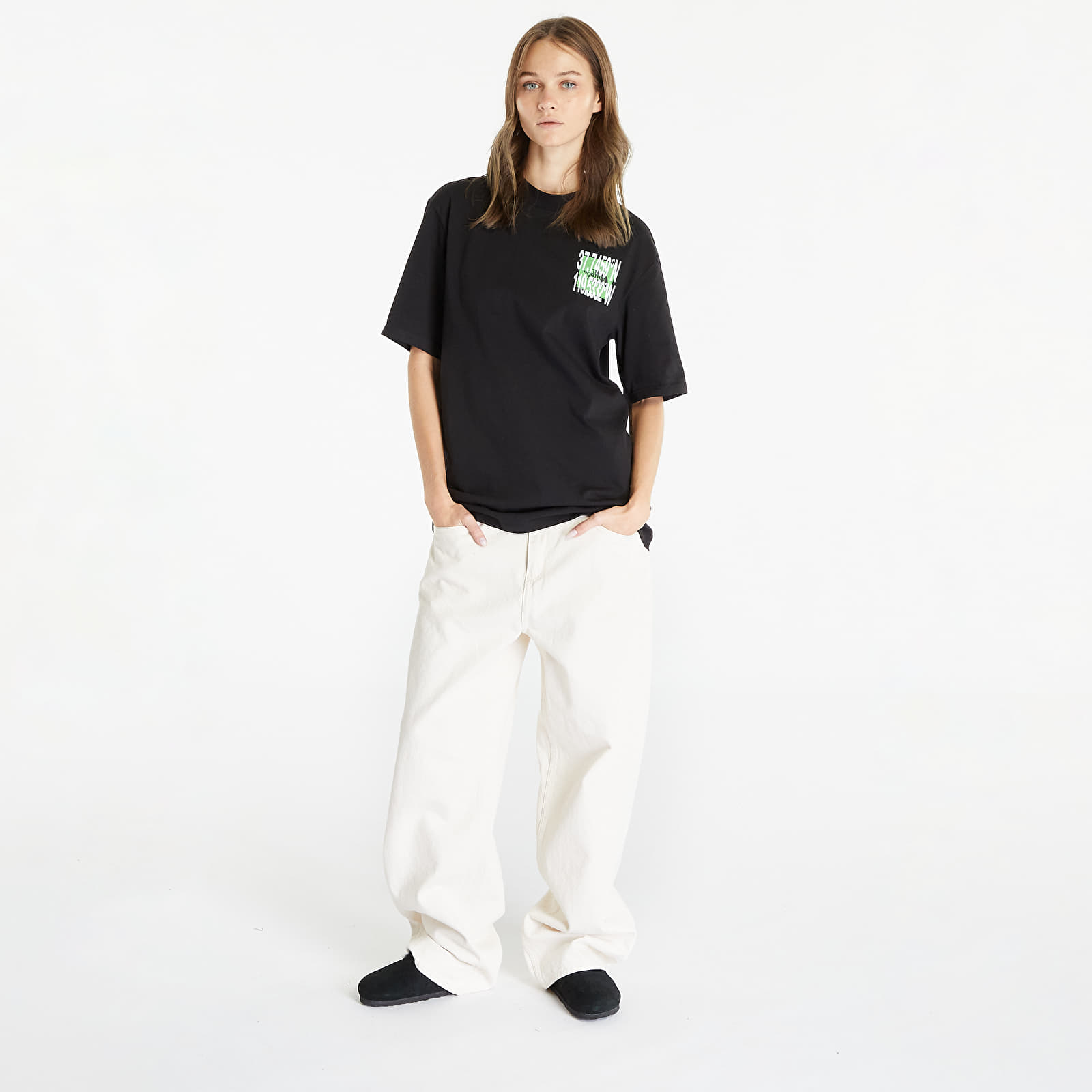T-shirts The North Face Graphic Tee UNISEX TNF Black