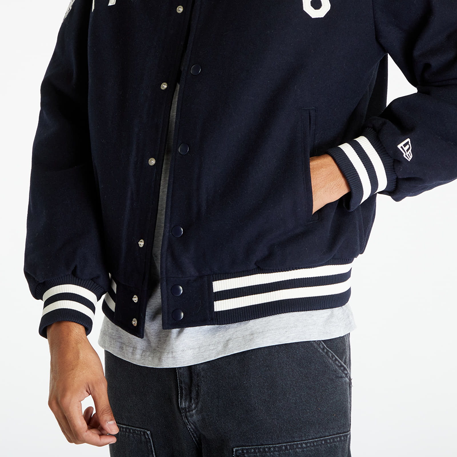 Bundy New Era New York Yankees Varsity Jacket UNISEX Navy