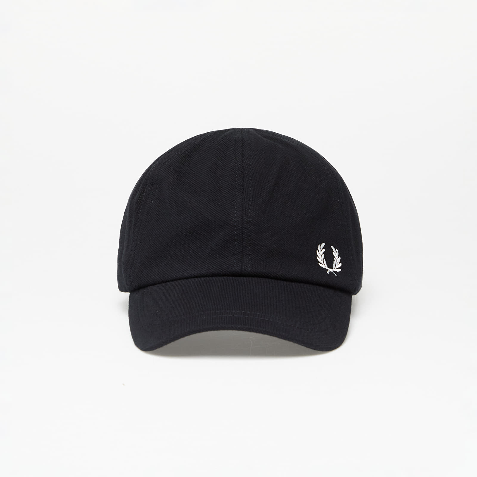 Gorras FRED PERRY Pique Classic Cap Black/  Snow White