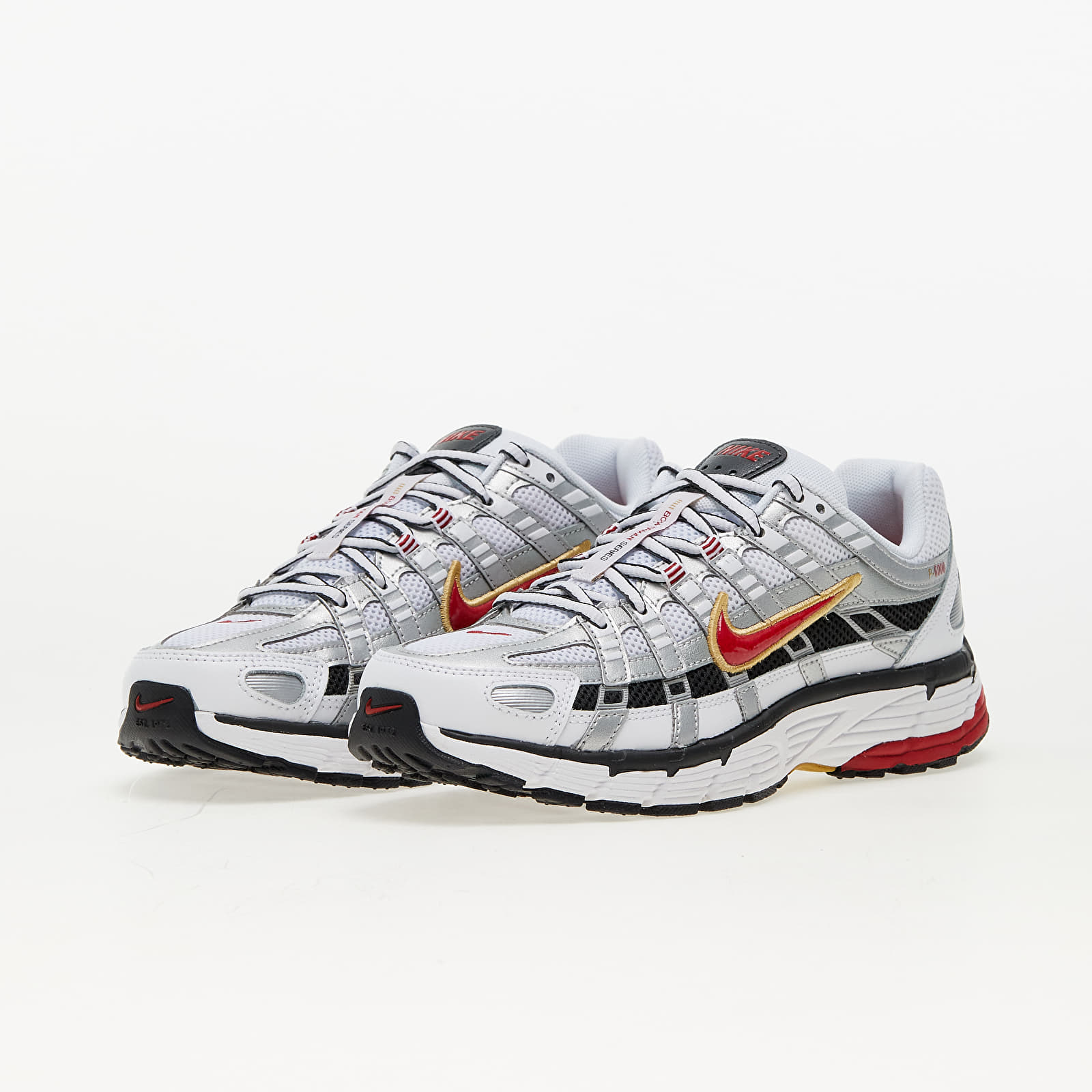 Женская обувь Nike W Nike P-6000 White/ Varsity Red