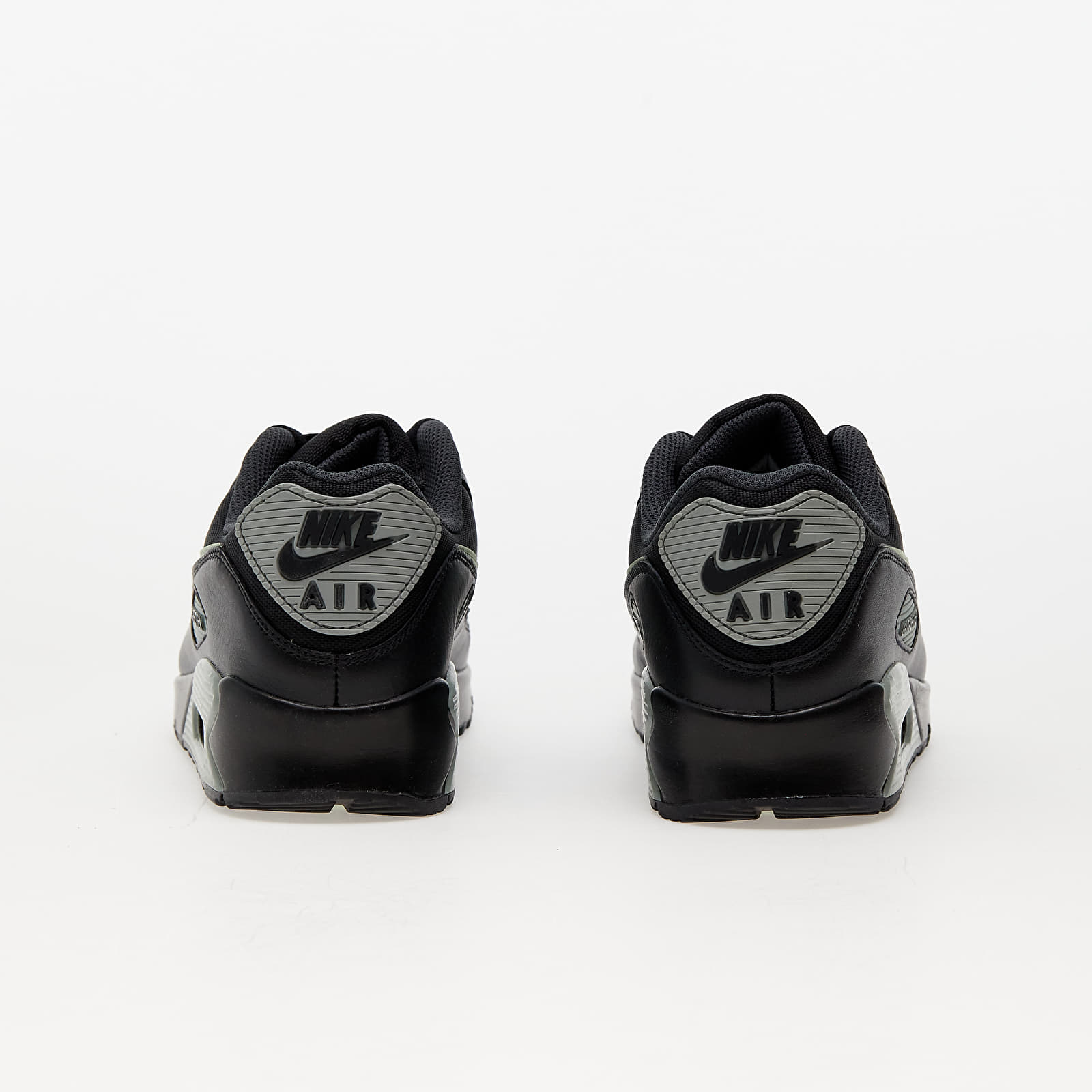 Herensneakers en -schoenen Nike Air Max 90 GTX Black/ Honeydew-Anthracite-Mica Green