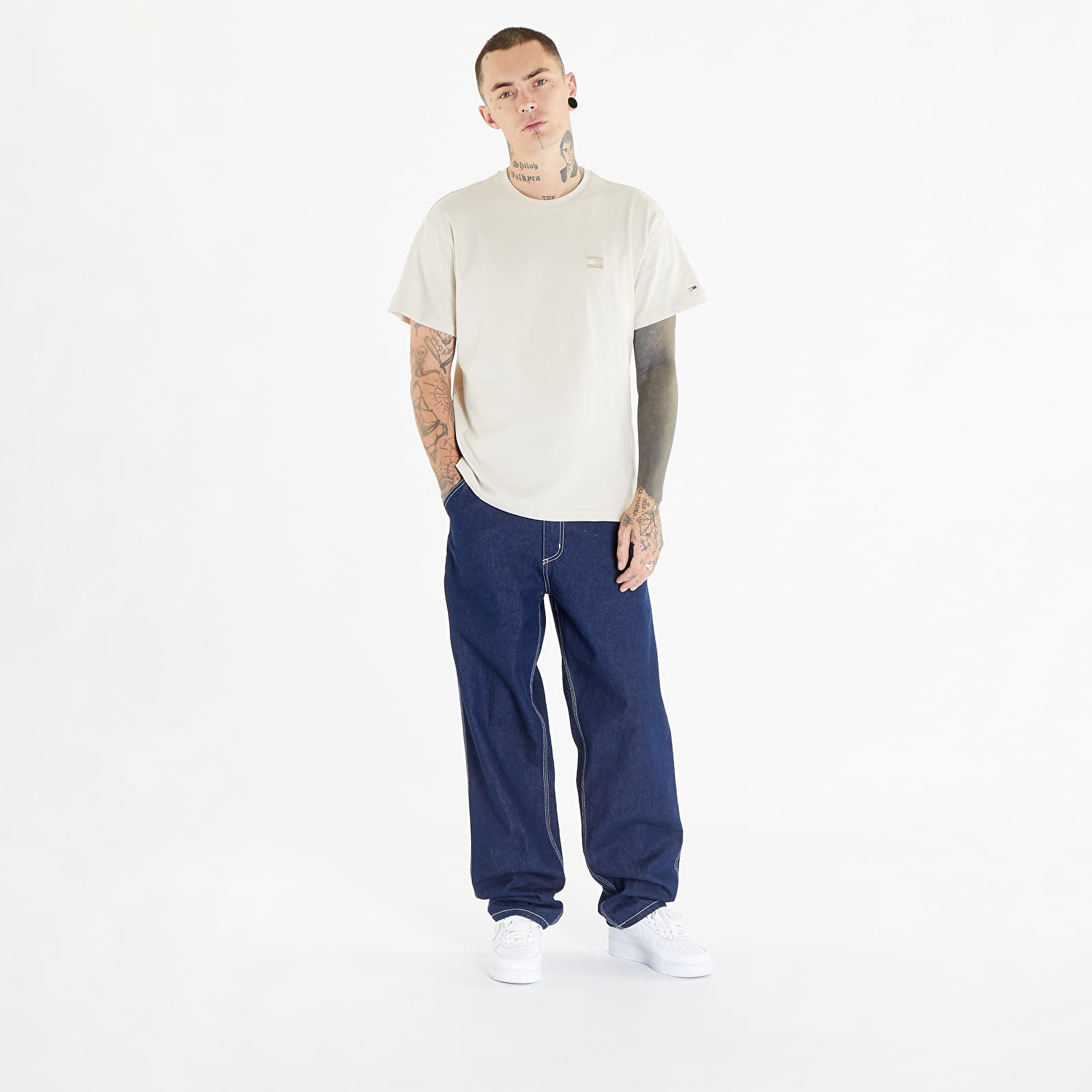 Тениски Tommy Jeans Relaxed Badge Short Sleeve Tee Beige