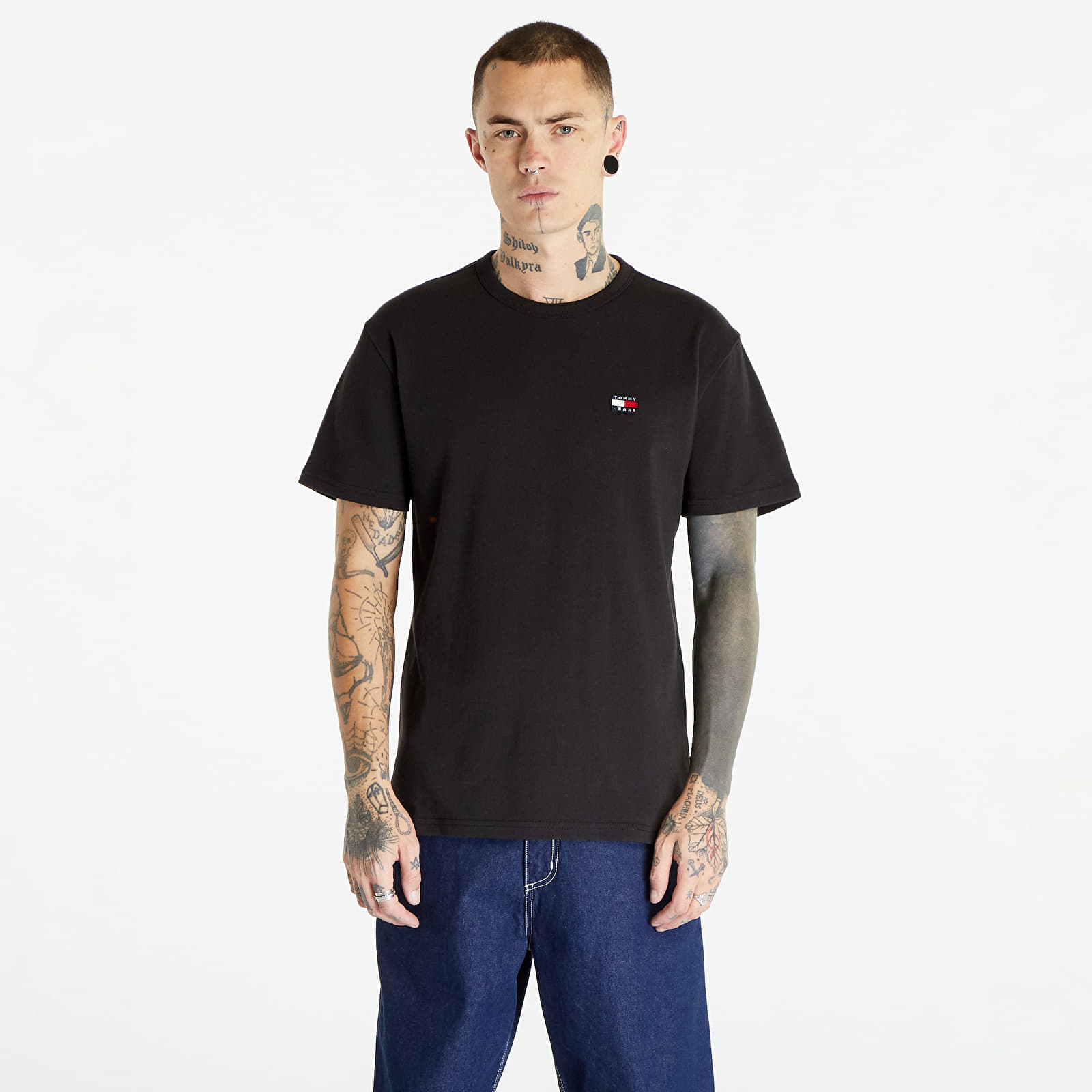 Trička Tommy Jeans Classic Badge Short Sleeve Tee Black