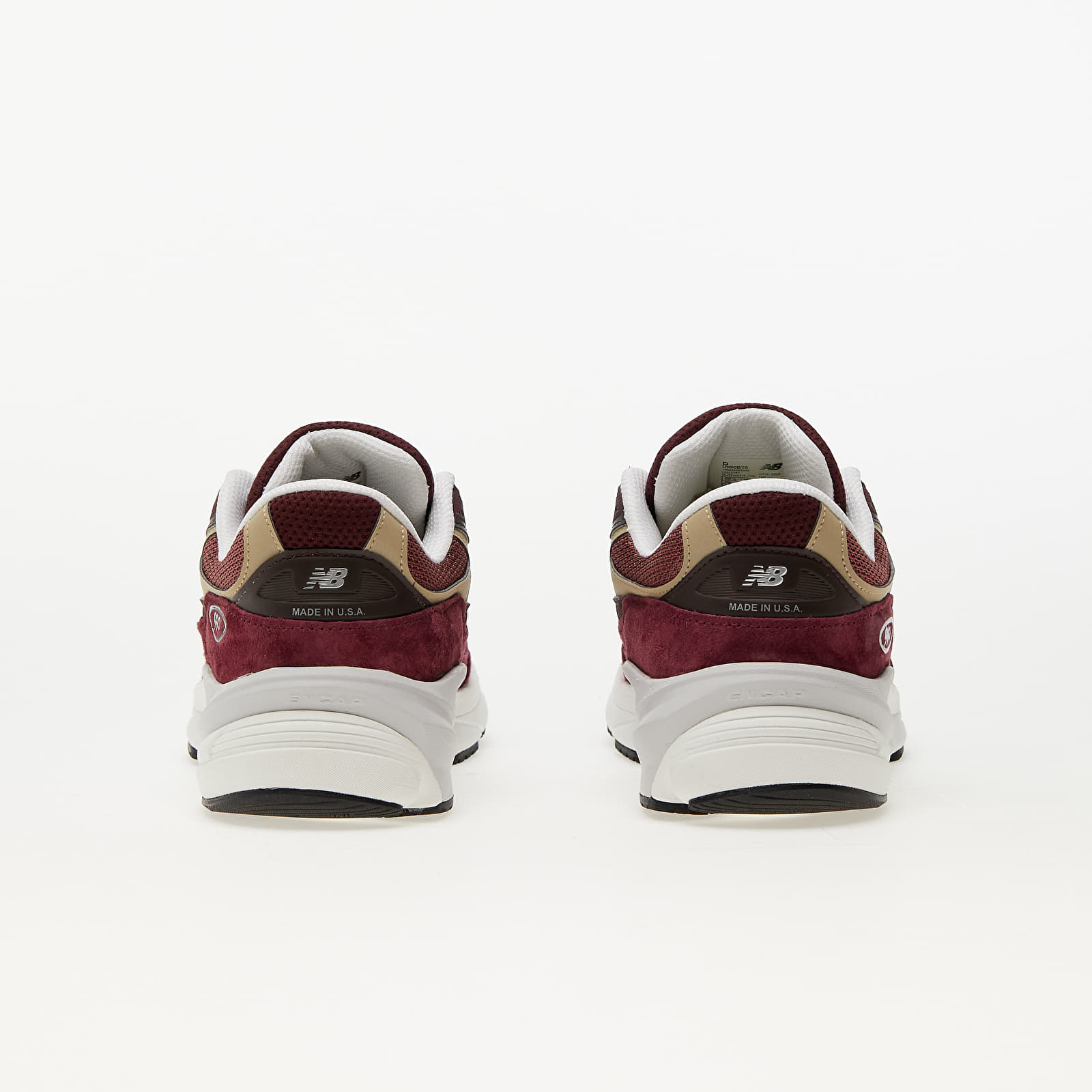 Men s sneakers and shoes New Balance 990 V6 Made in USA Burgundy Tan Queens
