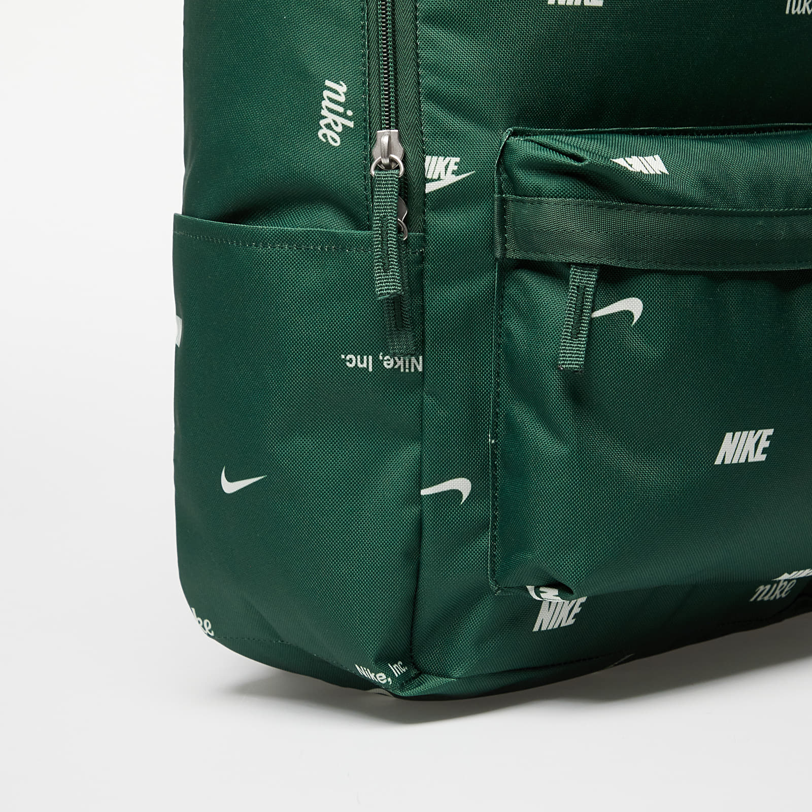 Nike heritage backpack in top navy