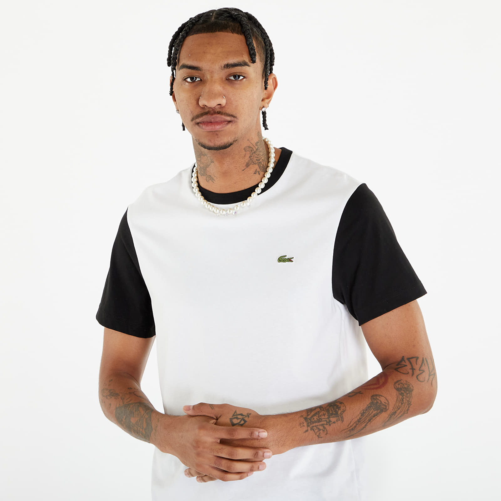 T Shirts LACOSTE Men s T shirt White Black Queens
