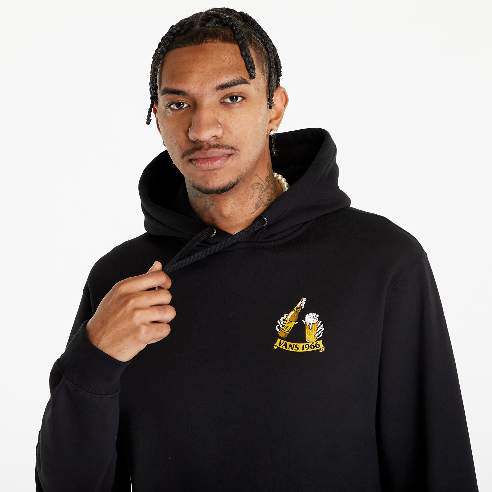 Hoodies and sweatshirts Vans Freezing Cold Po Black Queens