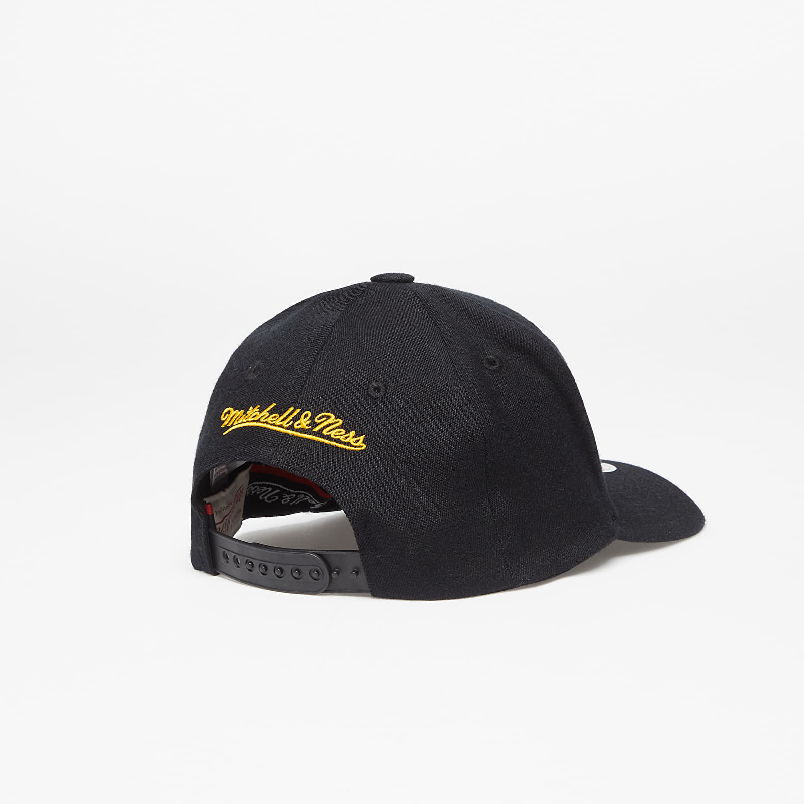 Kšiltovky Mitchell & Ness NBA Retrodome Classic Red Los Angeles Lakers Black