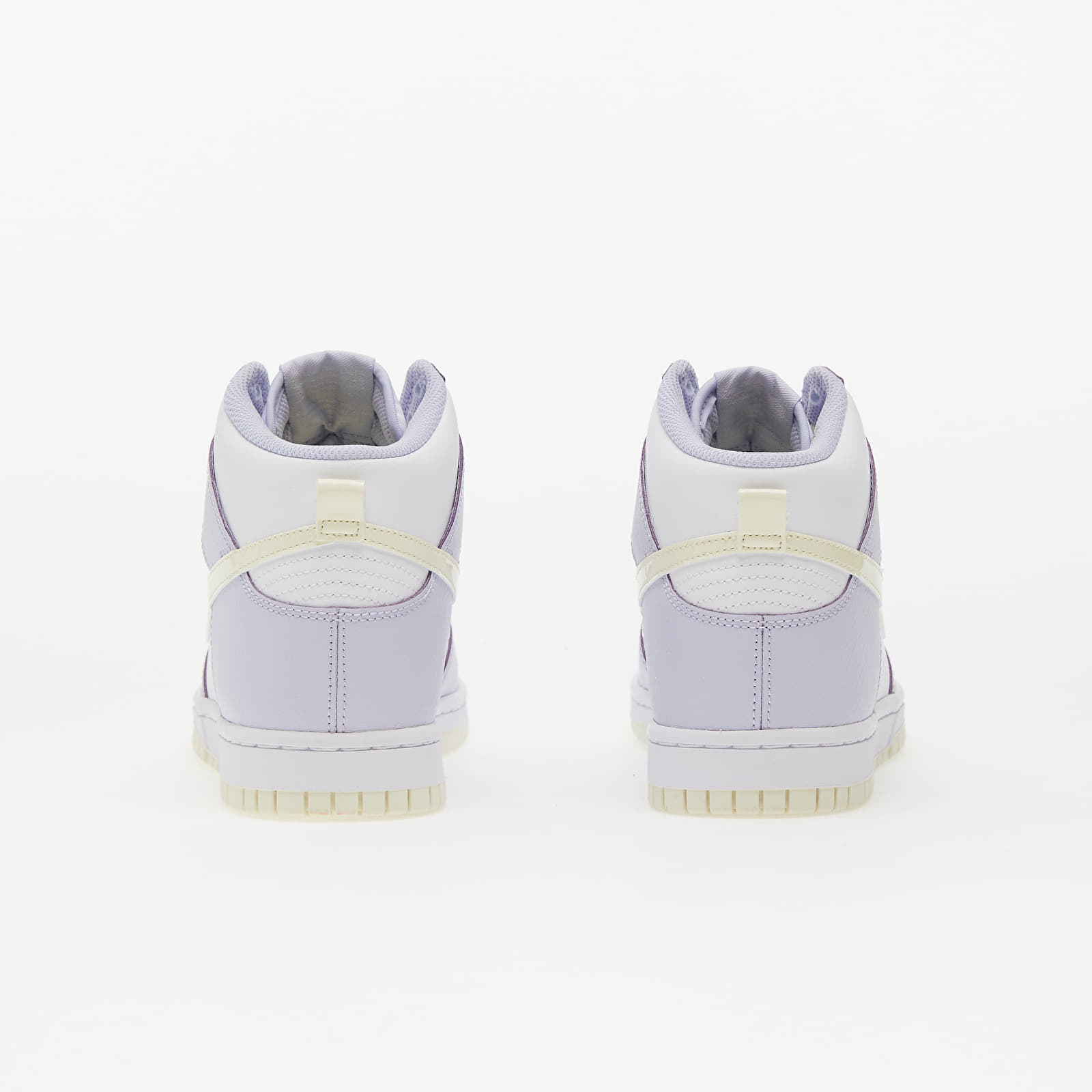 Sieviešu kedas un apavi Nike W Dunk High White/ Coconut Milk-Oxygen Purple
