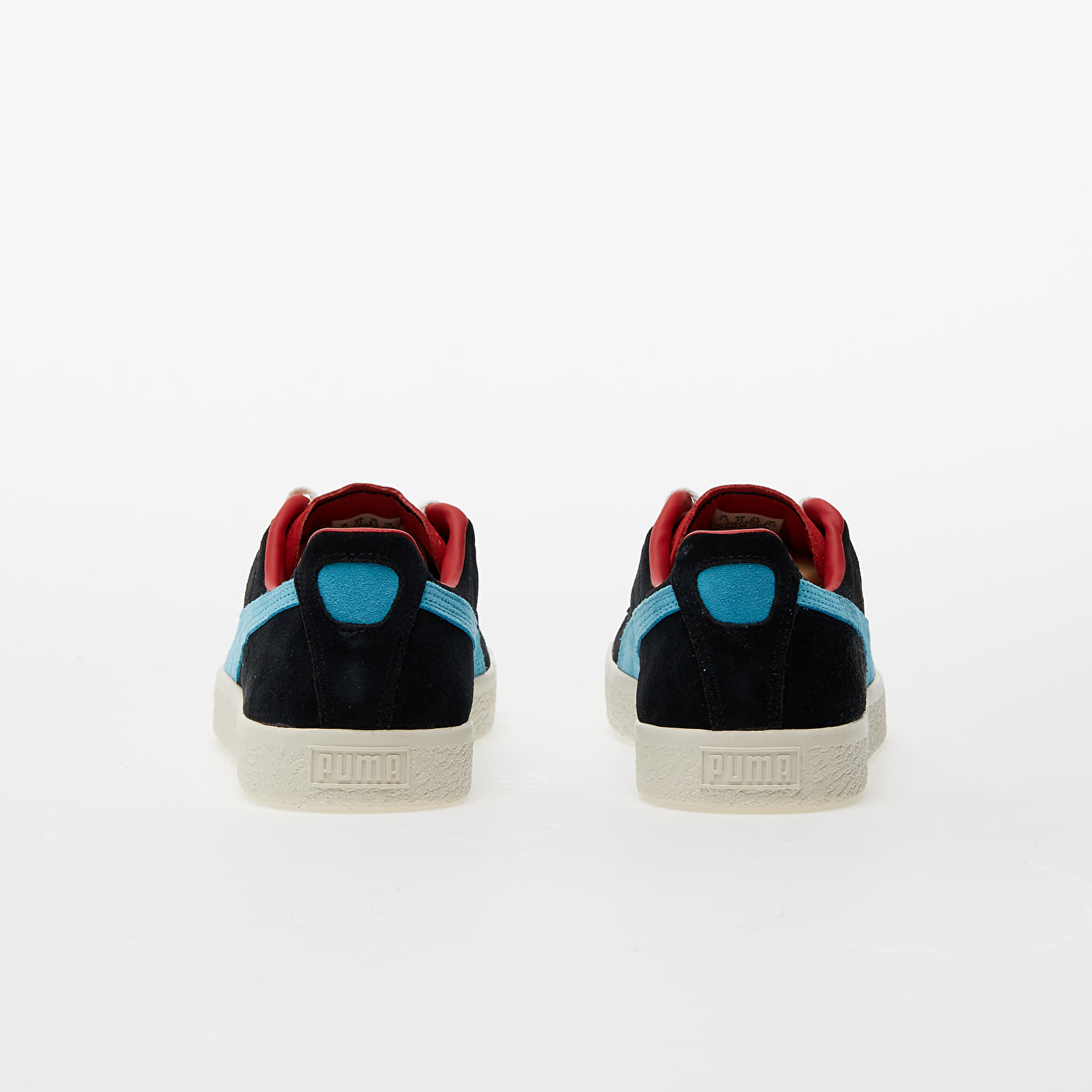 Men's sneakers and shoes Puma Clyde OG Black