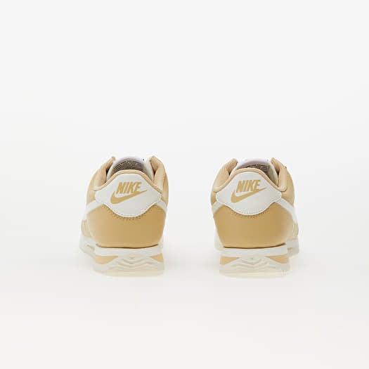 Nike Cortez
