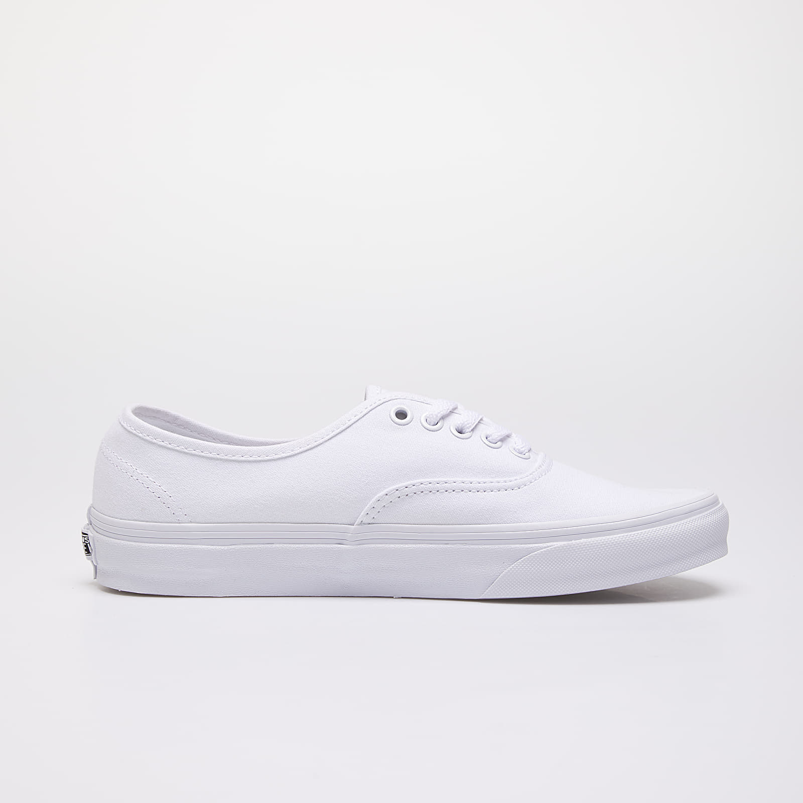 Men's sneakers and shoes Vans Authentic true white