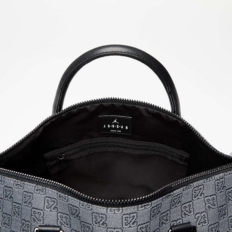バッグ Jordan Monogram DuffleBag DarkSmoke Grey Jordan Monogram