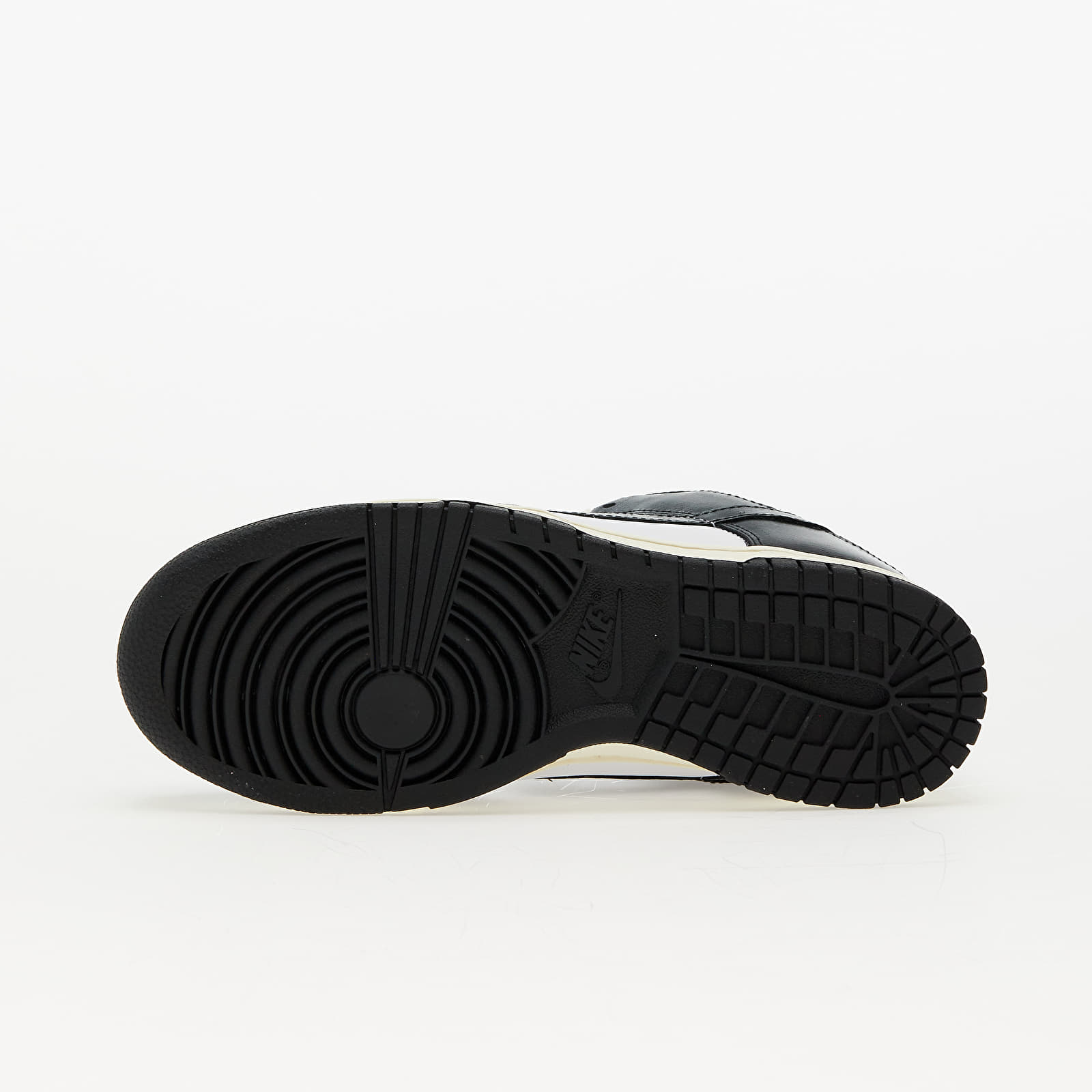 Women's sneakers and shoes Nike W Dunk Low Premium "Vintage Panda" White/ Black-Coconut Milk