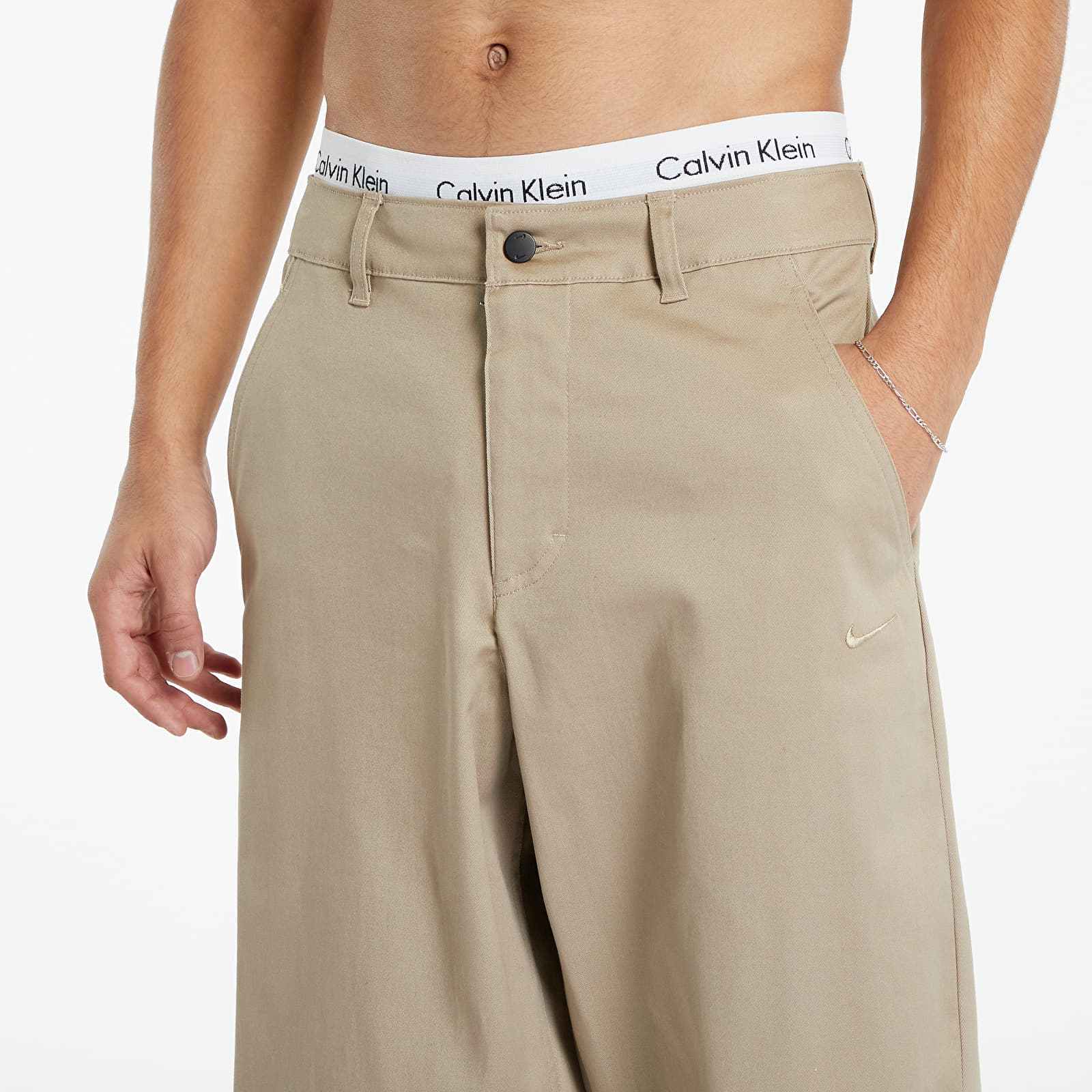 Jeans and trousers Nike Life Men's El Chino Pants Khaki/ Khaki
