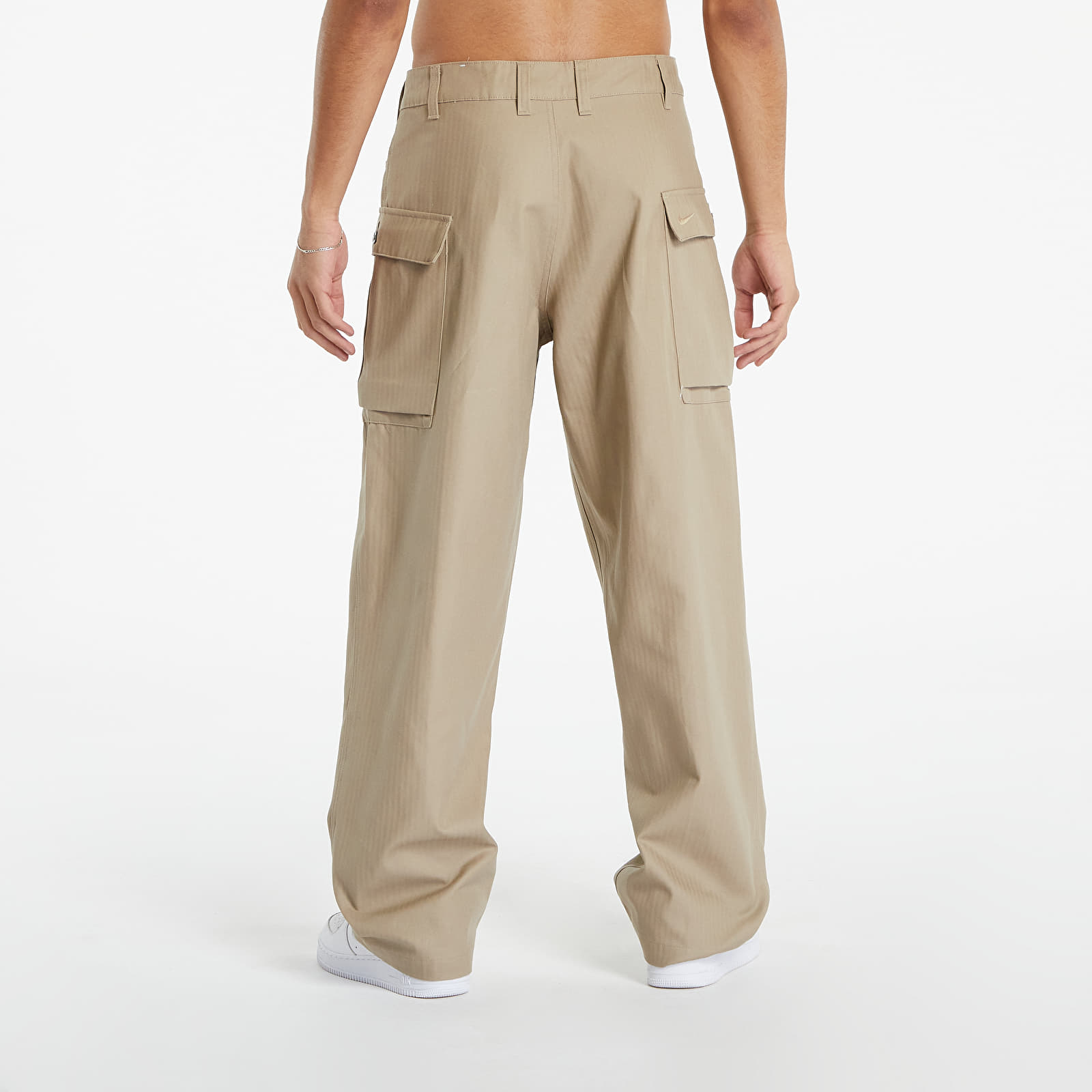 Jeans and trousers Nike Life Men's Cargo Pants Khaki/ Khaki