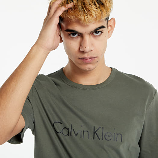 T shirt calvin klein kaki hot sale