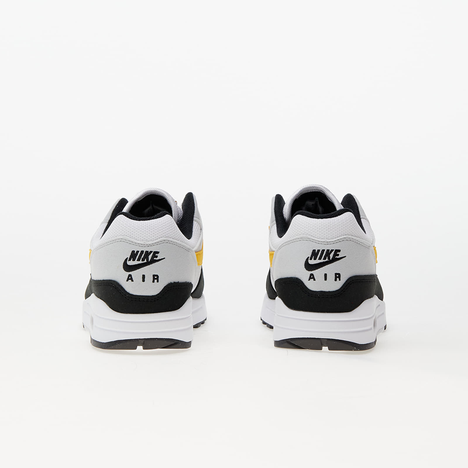 Herenschoenen Nike Air Max 1 White/ University Gold-Black