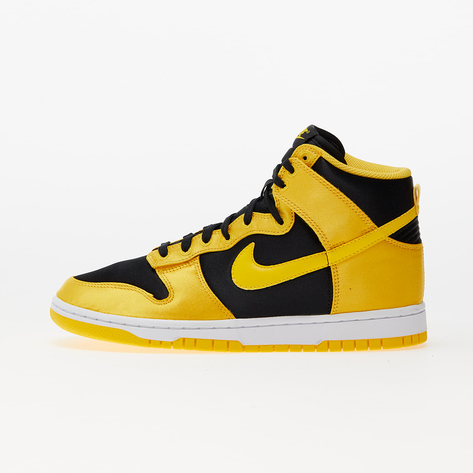 Sneakers und Schuhe für Frauen Nike W Dunk High Black/ Varsity Maize-White