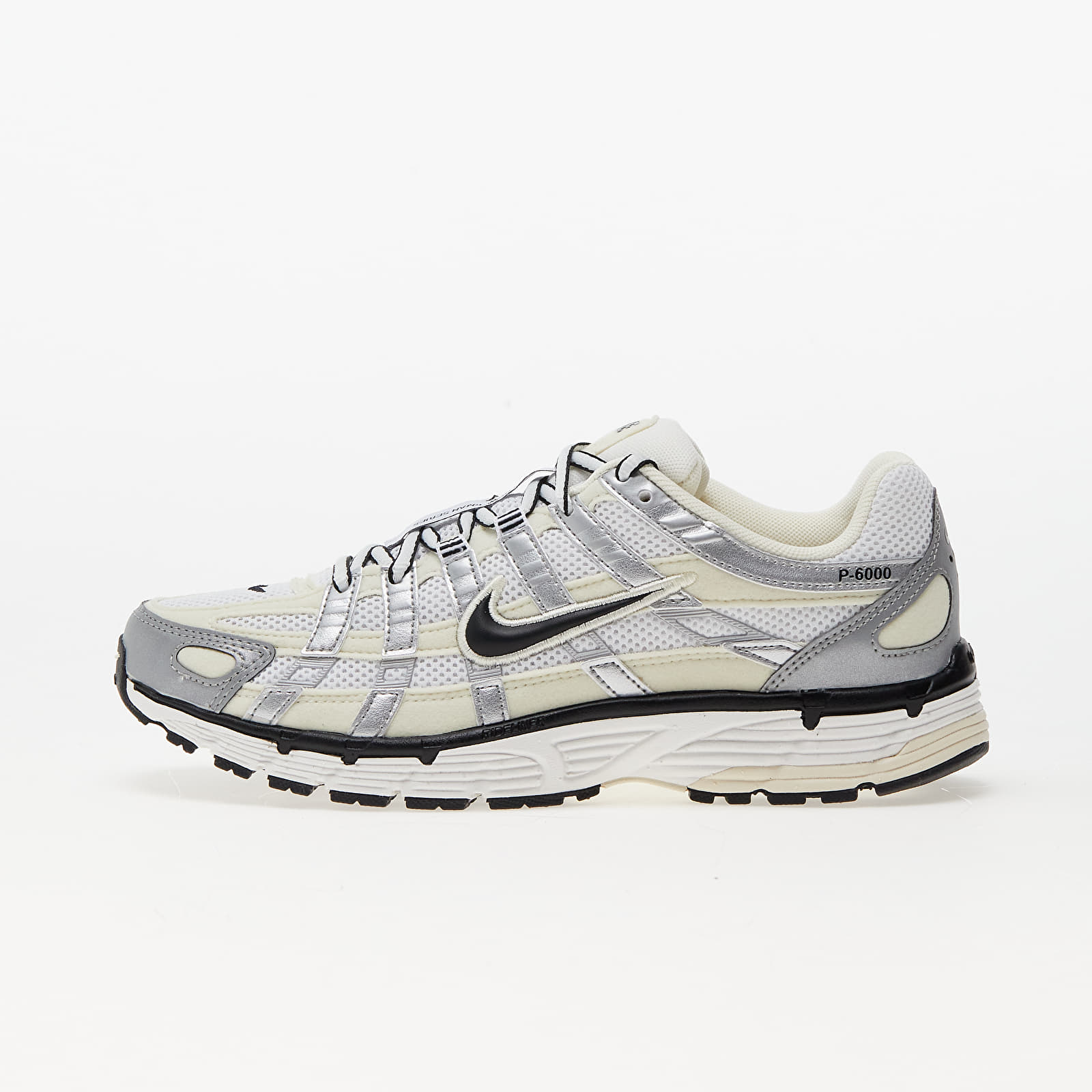 Women's sneakers and shoes Nike Wmns P-6000 Coconut Milk/ Black-Summit White