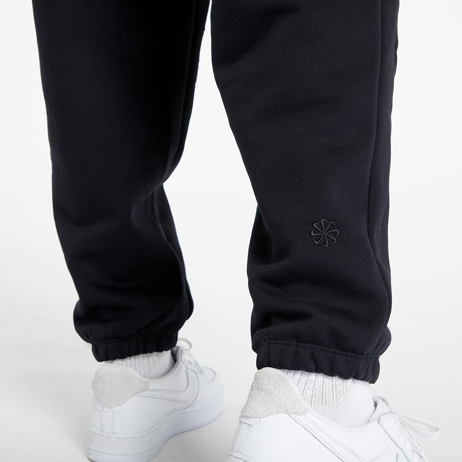 Tepláky Nike Sportswear Therma-FIT Tech Pack Men's Winterized Pants Black/ Black