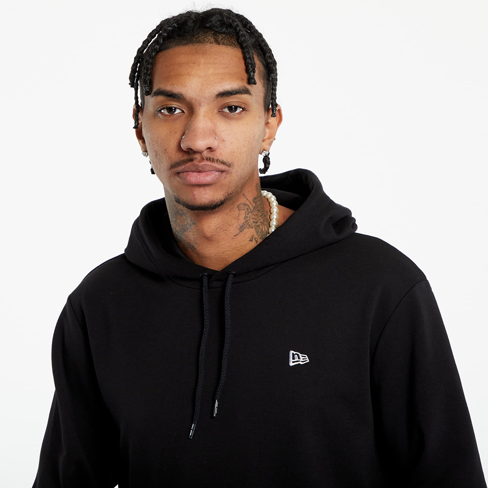 Mikine in puloverji New Era Essential Flag Hoody Black