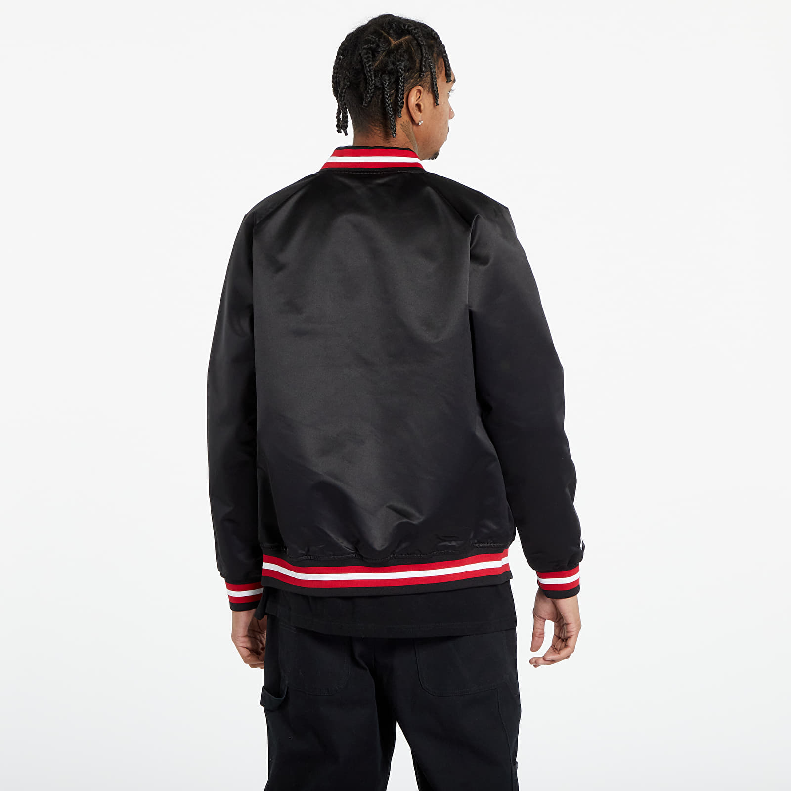 Jacken Mitchell & Ness NBA Lightweight Satin Jacket Bulls Black