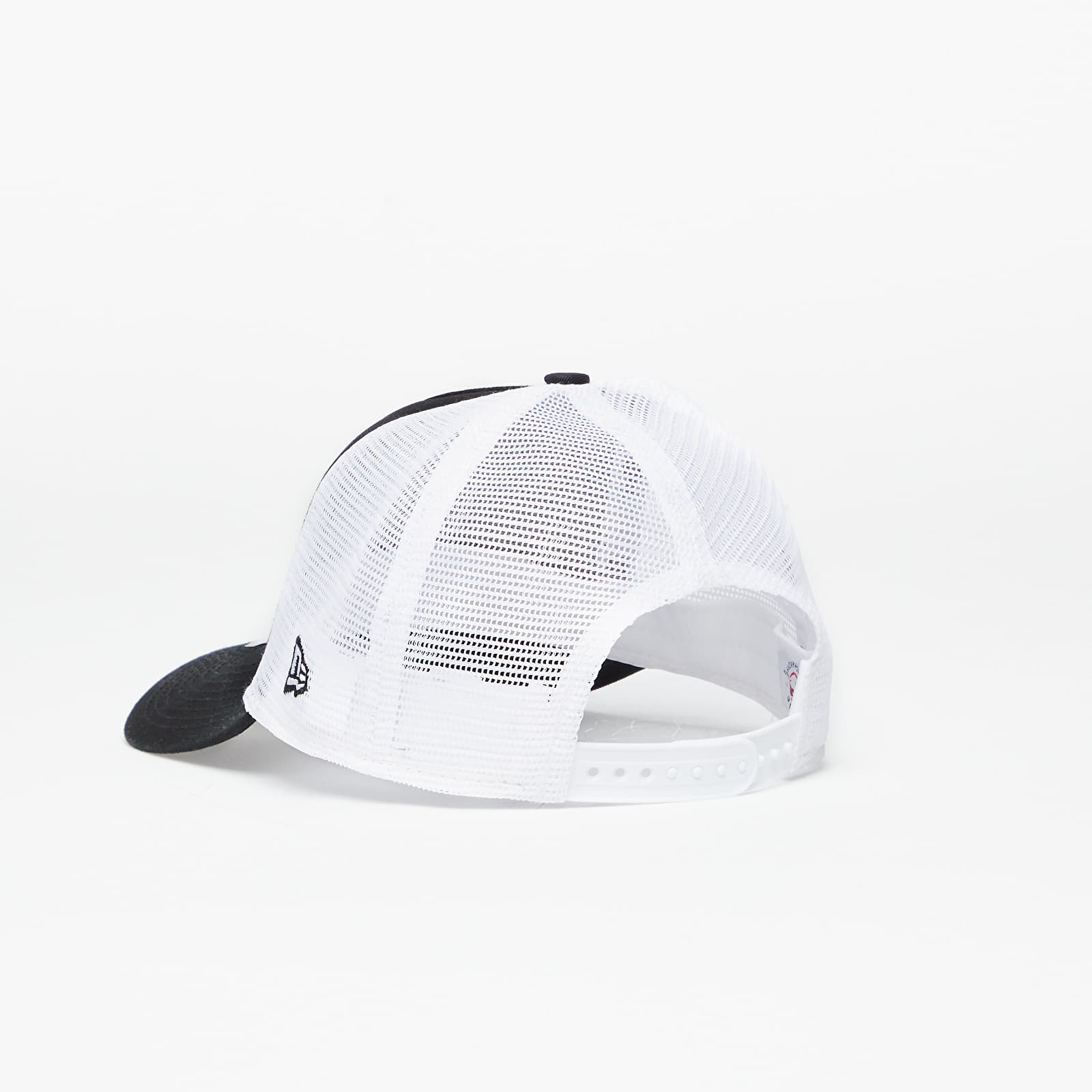 Czapki New Era 940 Clean Trucker LA C/O Black/ White