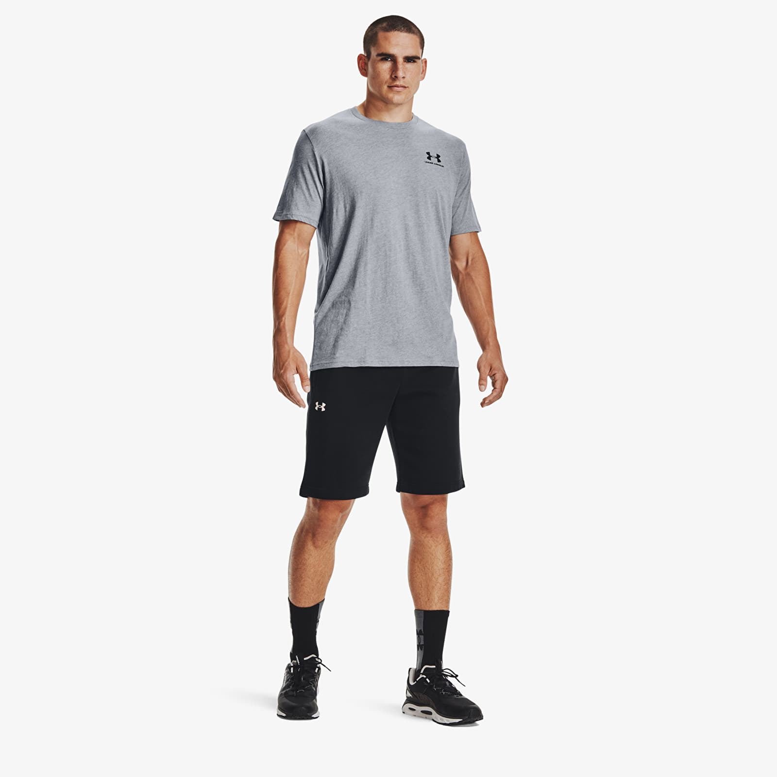 Trička Under Armour Sportstyle Left Chest Short Sleeve T-Shirt Gray