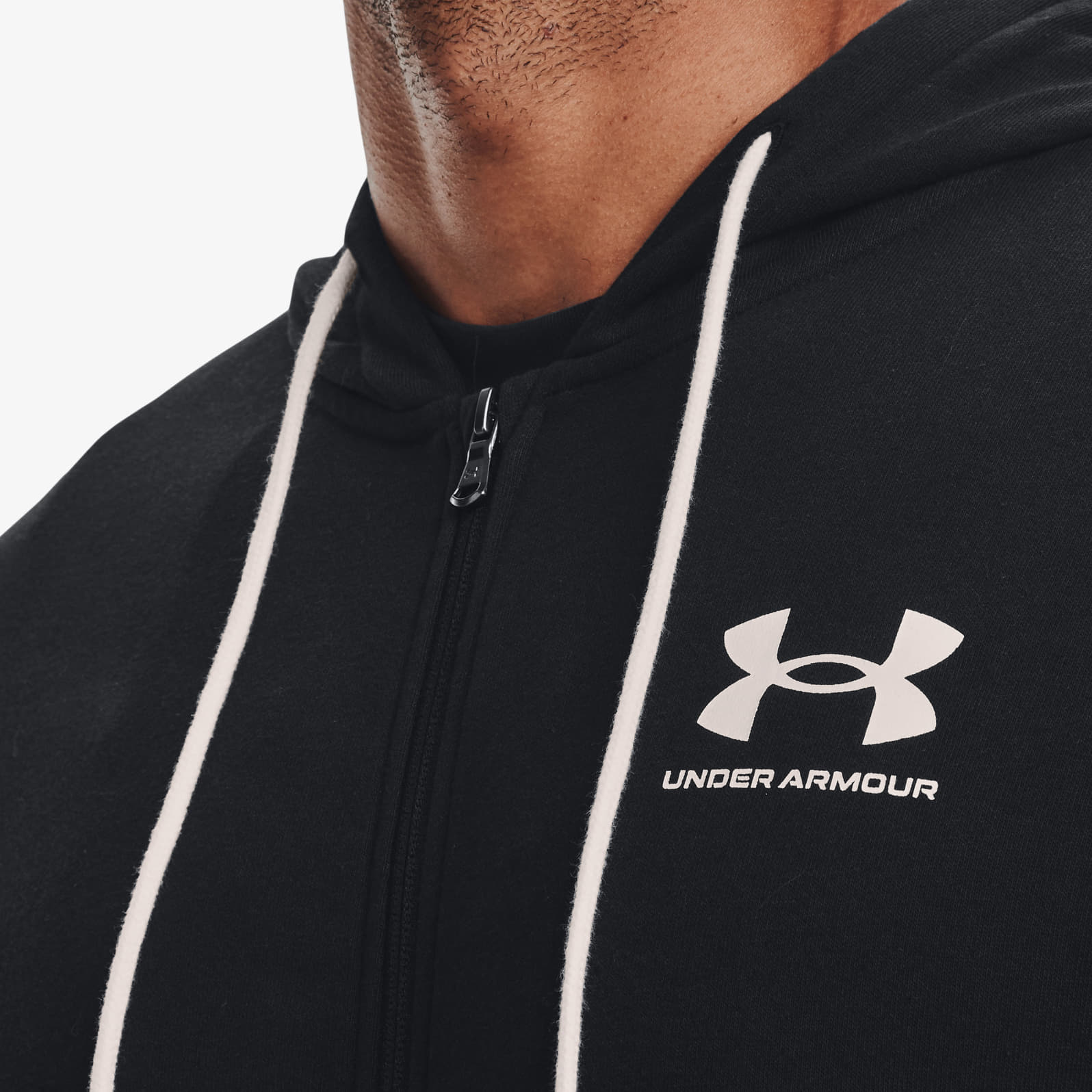 Kapuutsikud ja kampsunid Under Armour Rival Terry Full-Zip Black