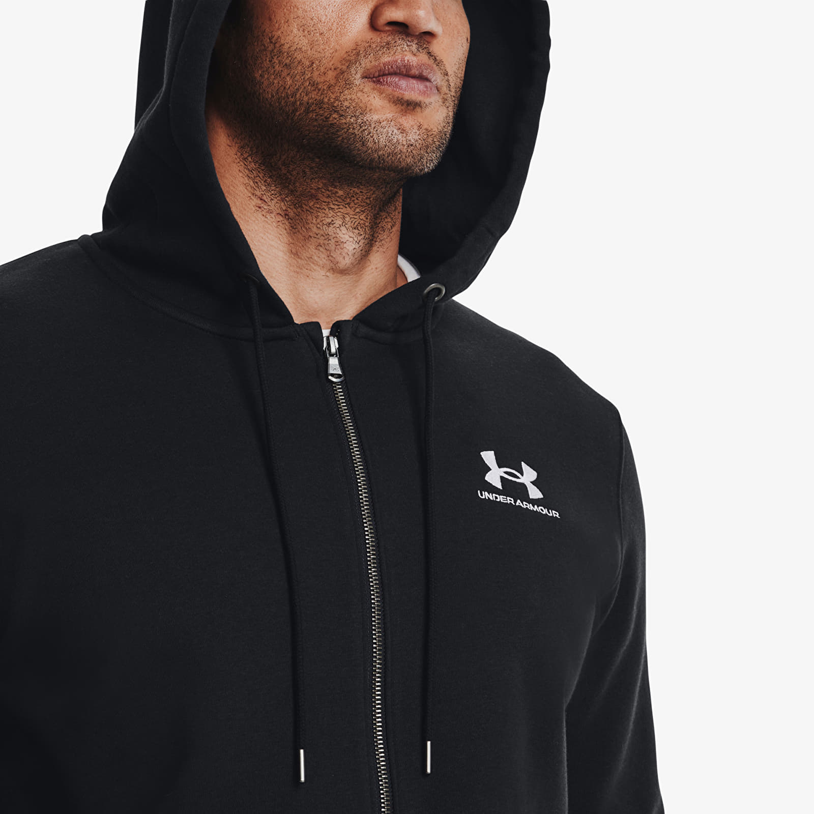 Hoodies and sweatshirts  Under Armour Essential Fleece Fz Hood Black